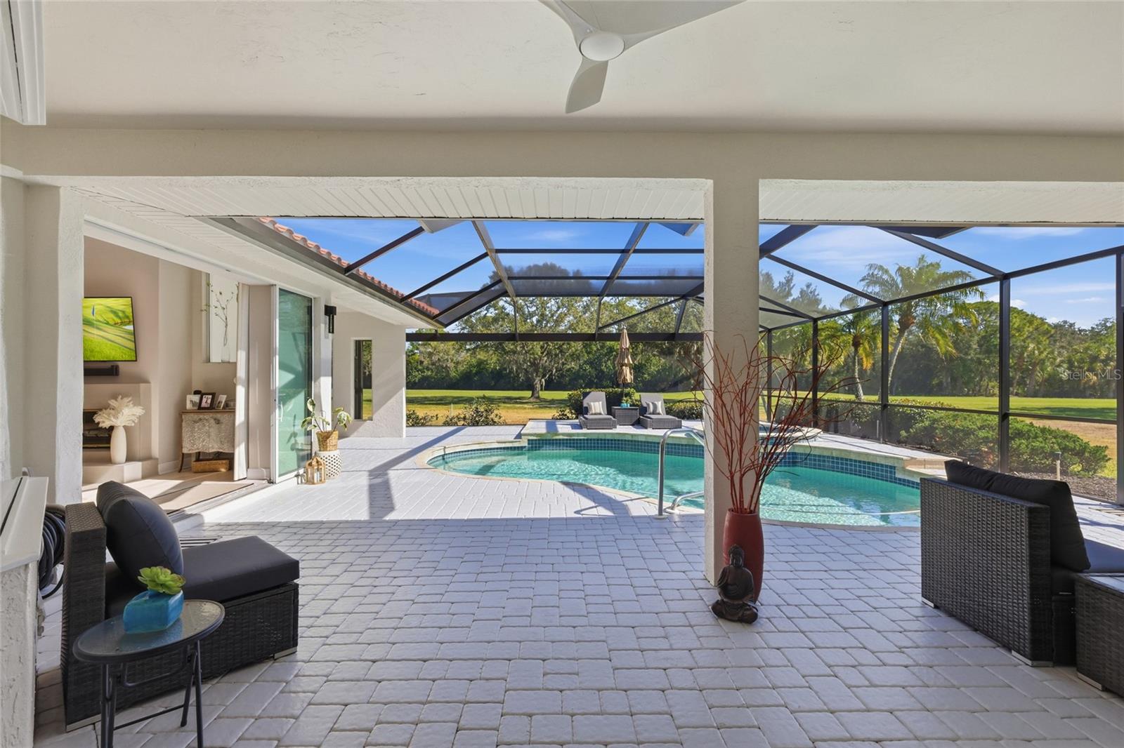 Image 32 of 41 For 7321 Links Court