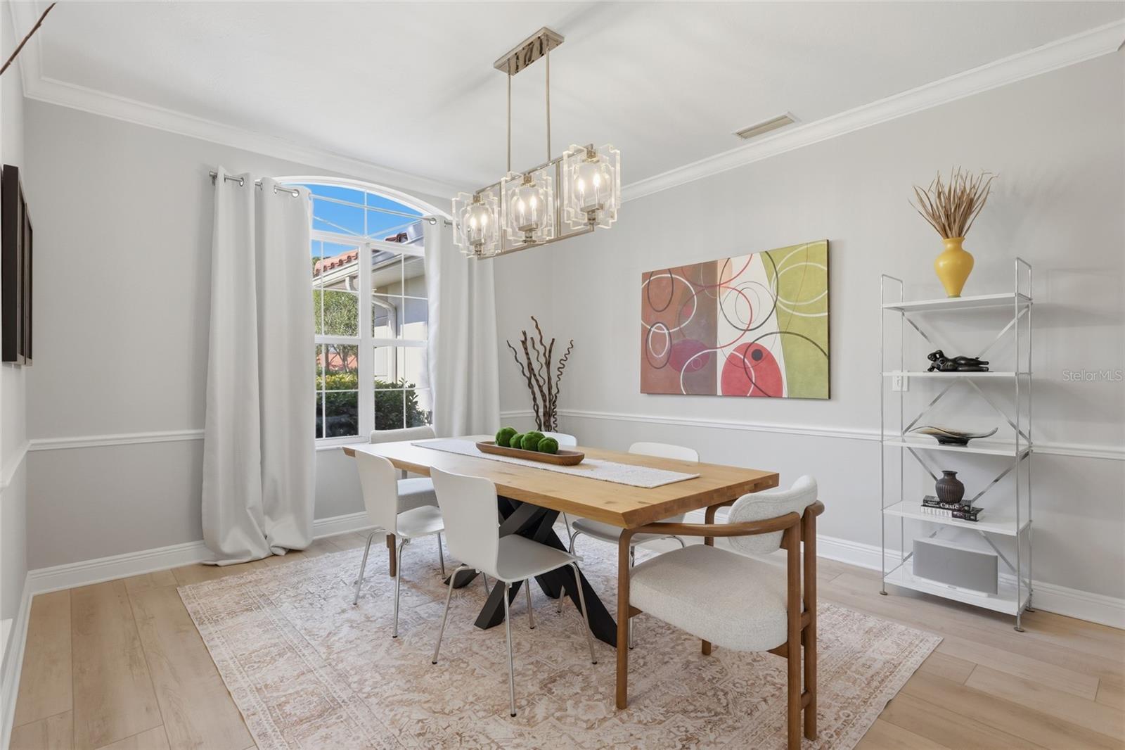 Image 5 of 41 For 7321 Links Court