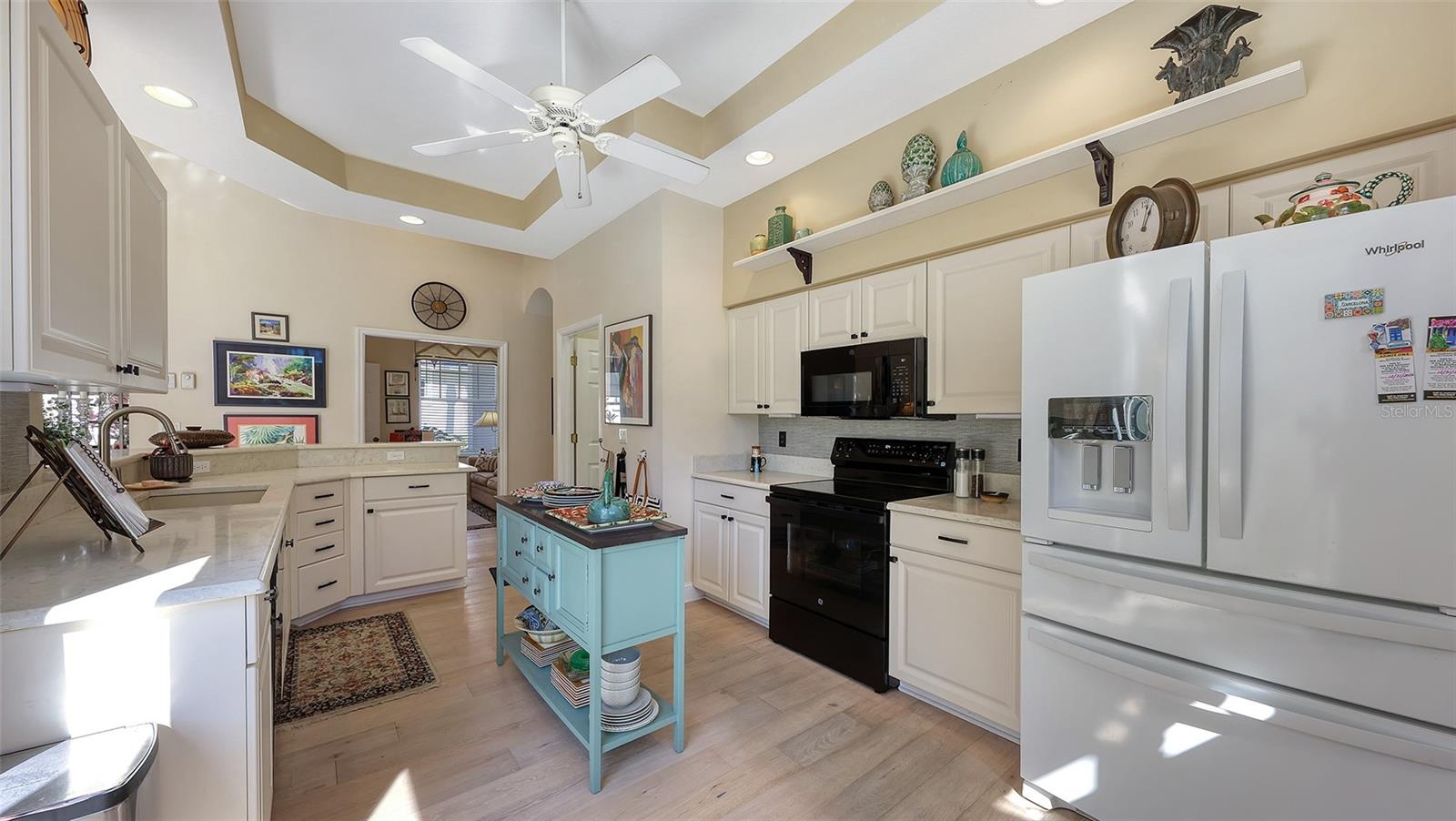 Image 12 of 70 For 4062 Caddie Drive E