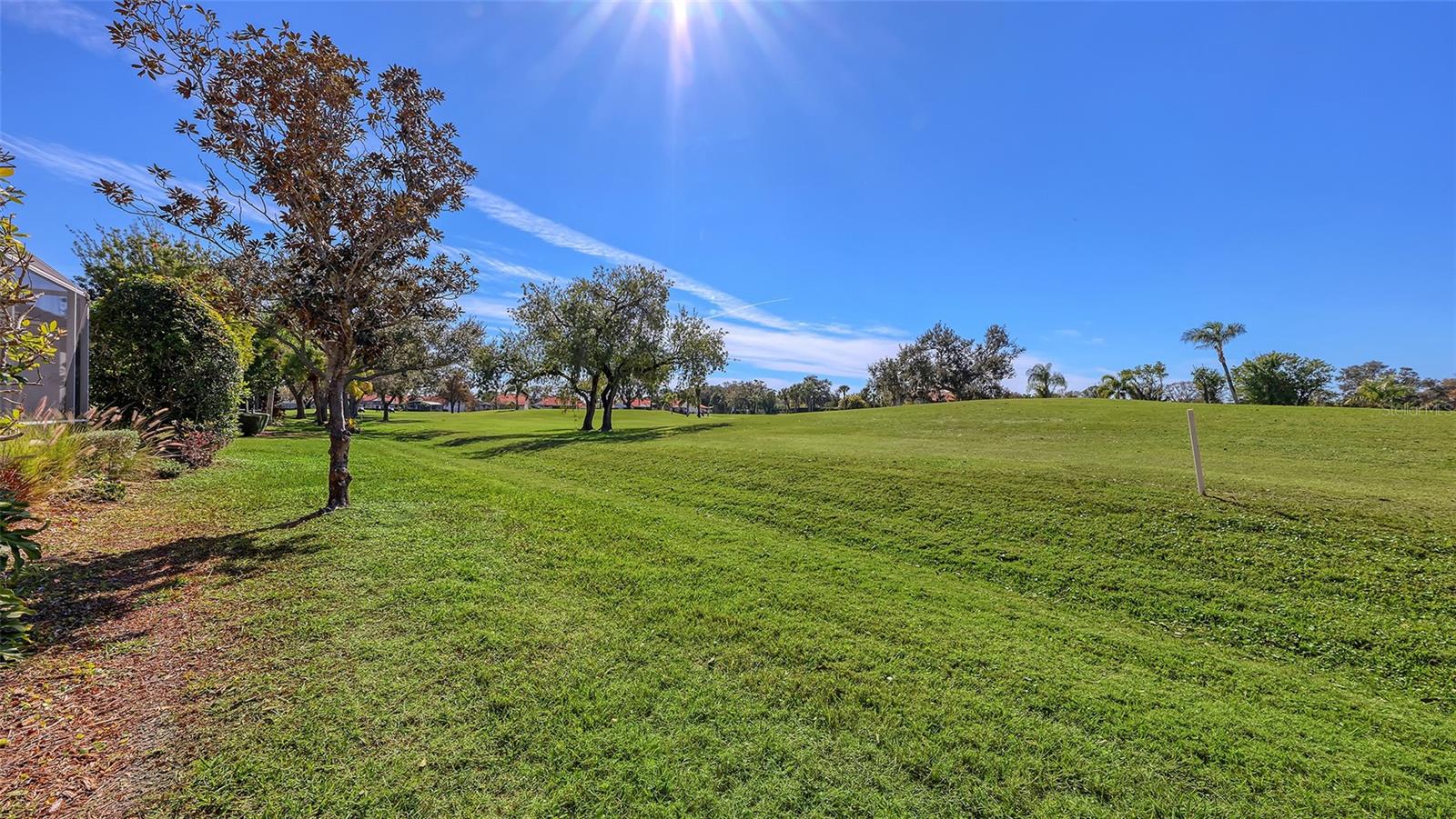 Image 37 of 70 For 4062 Caddie Drive E