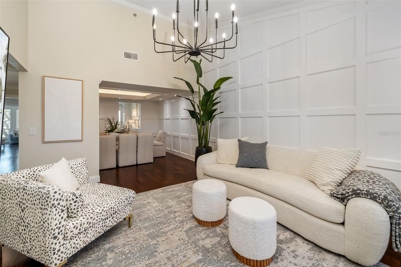 Image 13 of 74 For 2195 Harbourside Drive 404