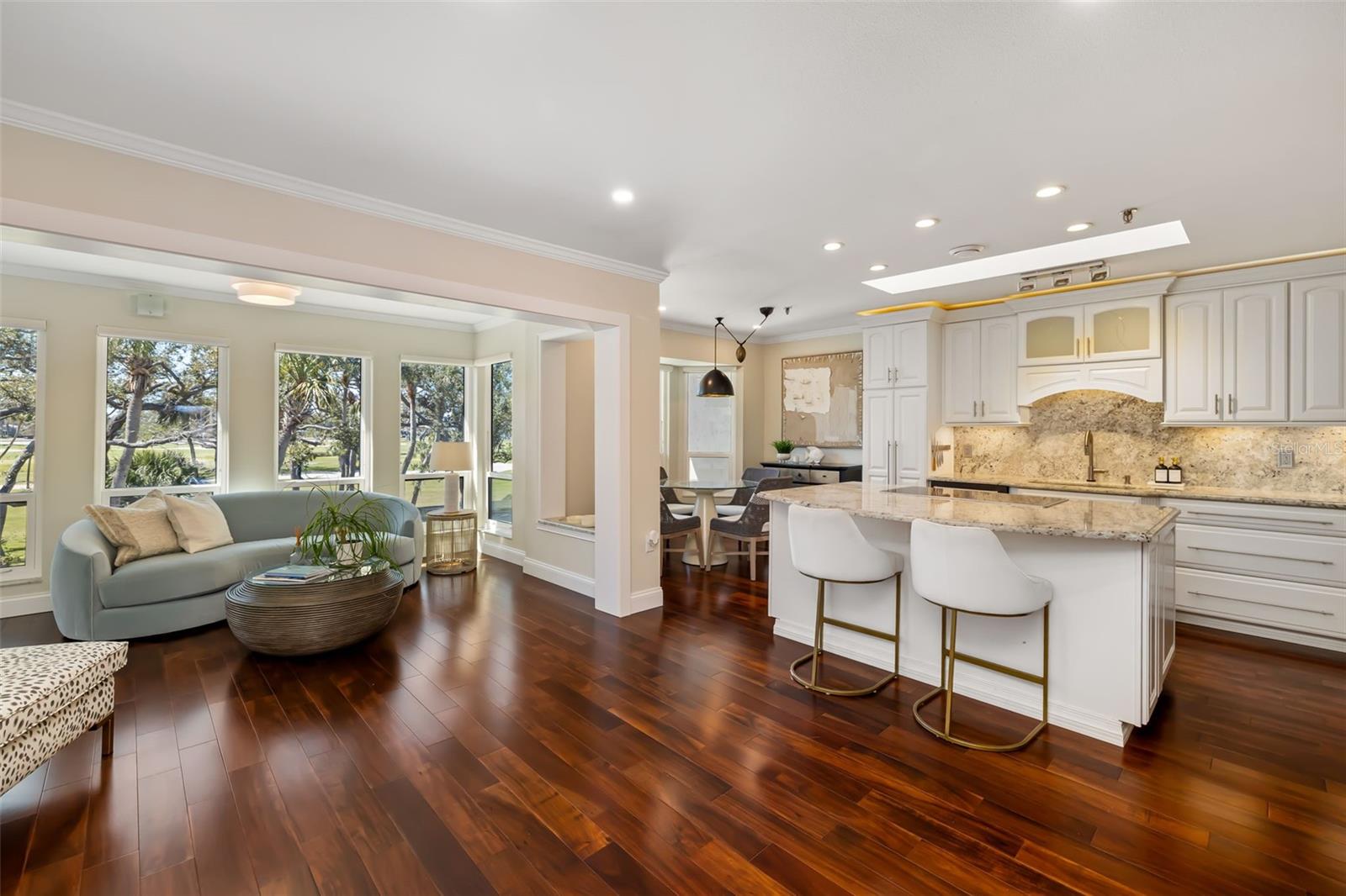 Image 17 of 74 For 2195 Harbourside Drive 404