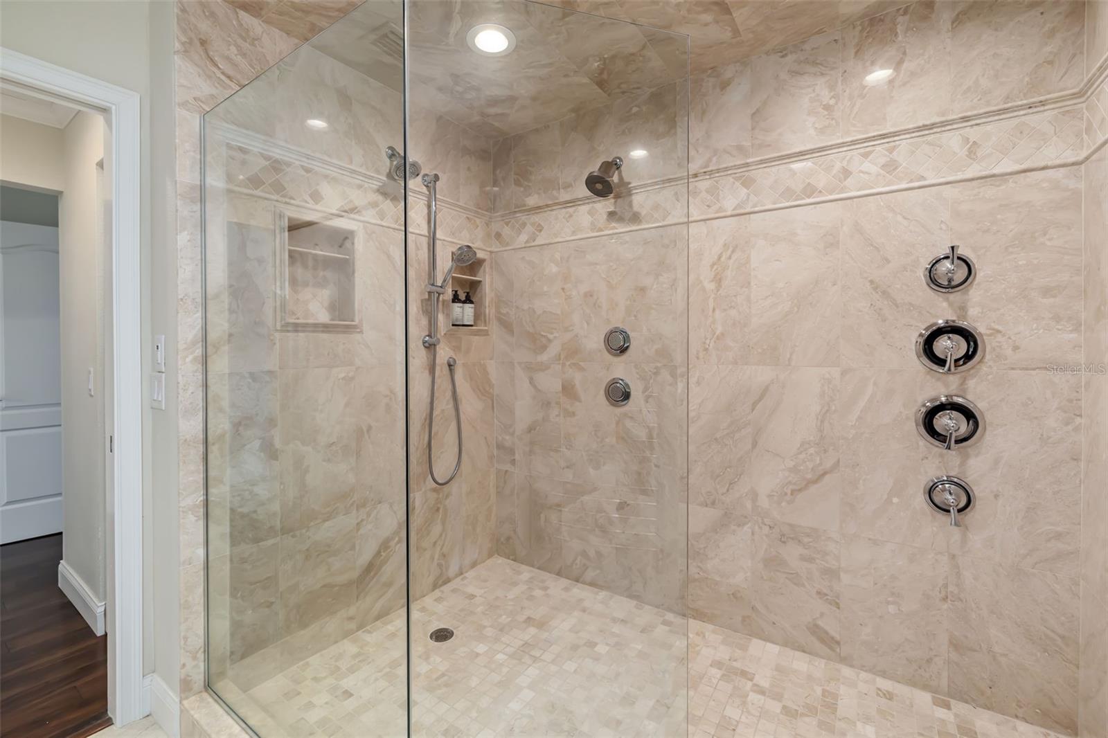 Image 33 of 74 For 2195 Harbourside Drive 404