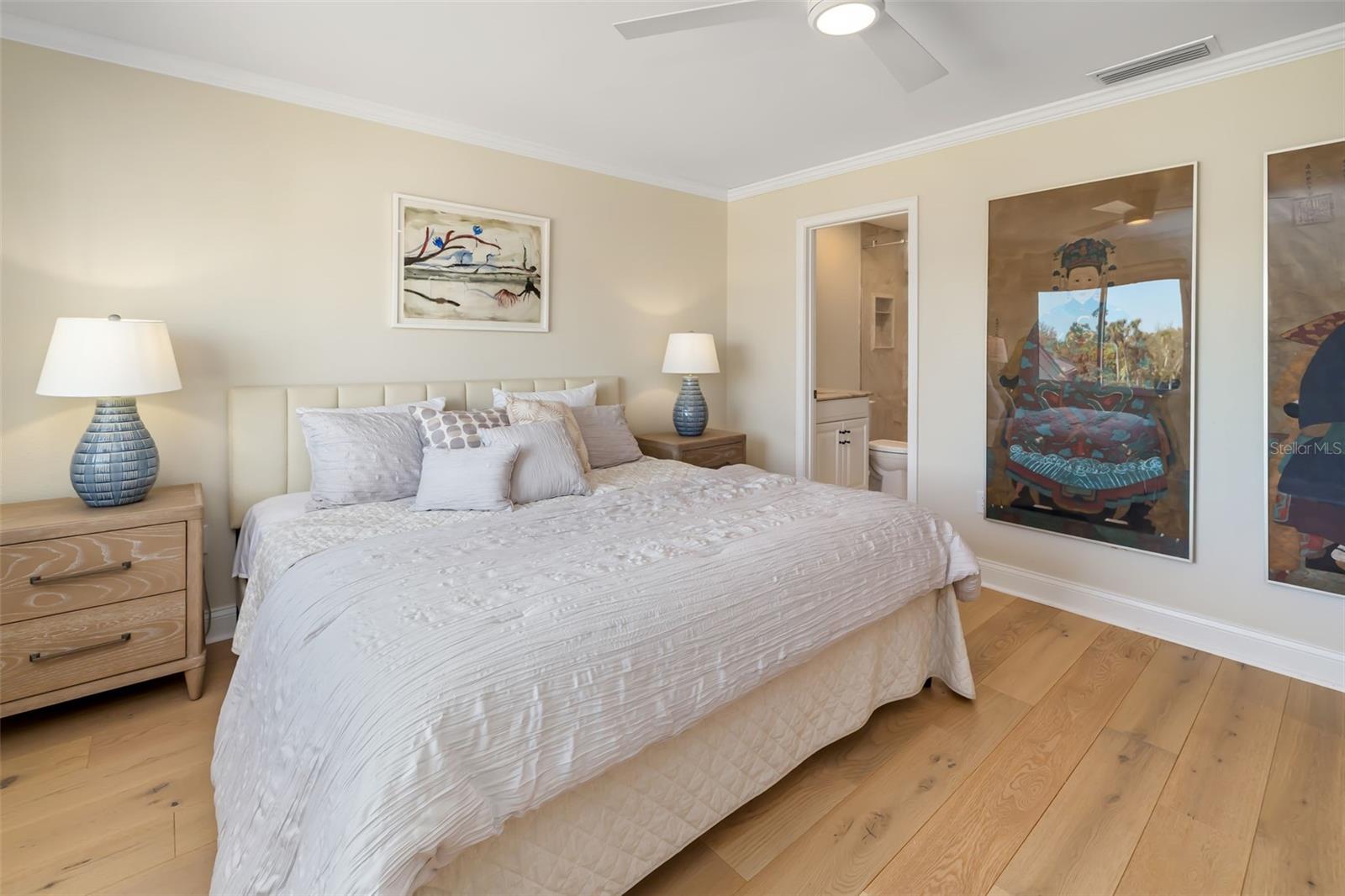 Image 36 of 74 For 2195 Harbourside Drive 404