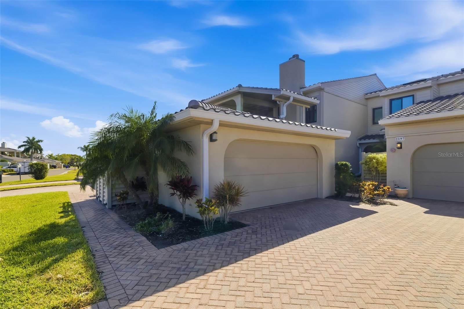 Image 4 of 74 For 2195 Harbourside Drive 404