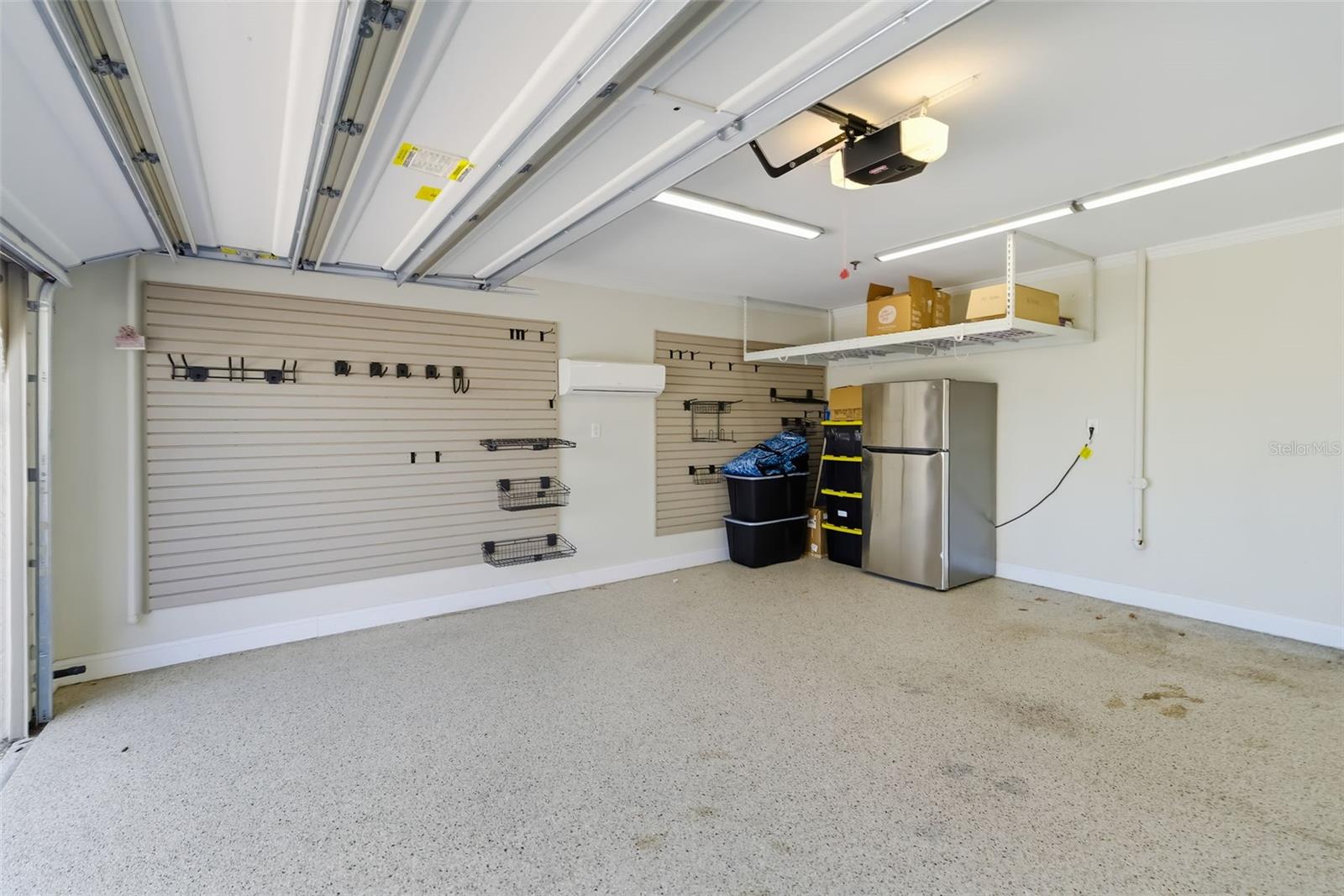 Image 51 of 74 For 2195 Harbourside Drive 404