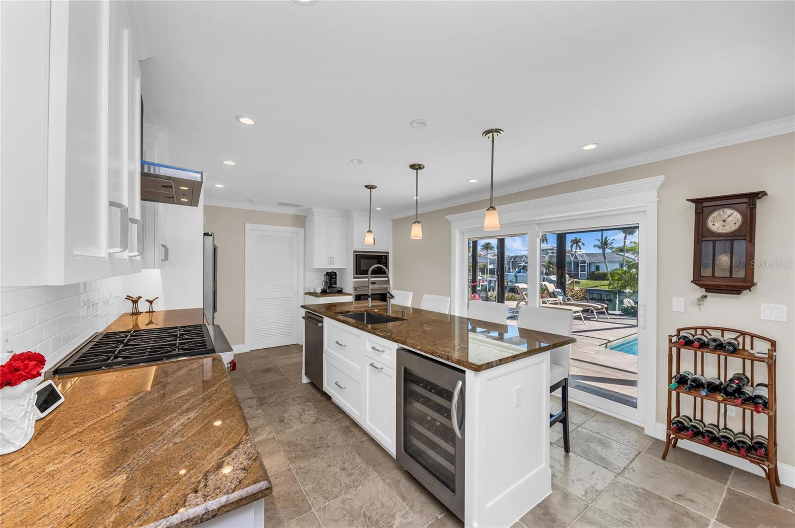 Image 18 of 78 For 520 Golf Links Lane