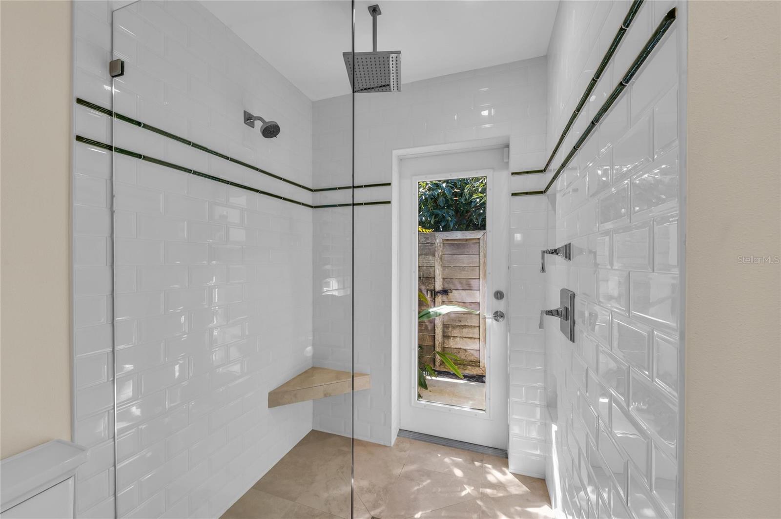 Image 36 of 78 For 520 Golf Links Lane