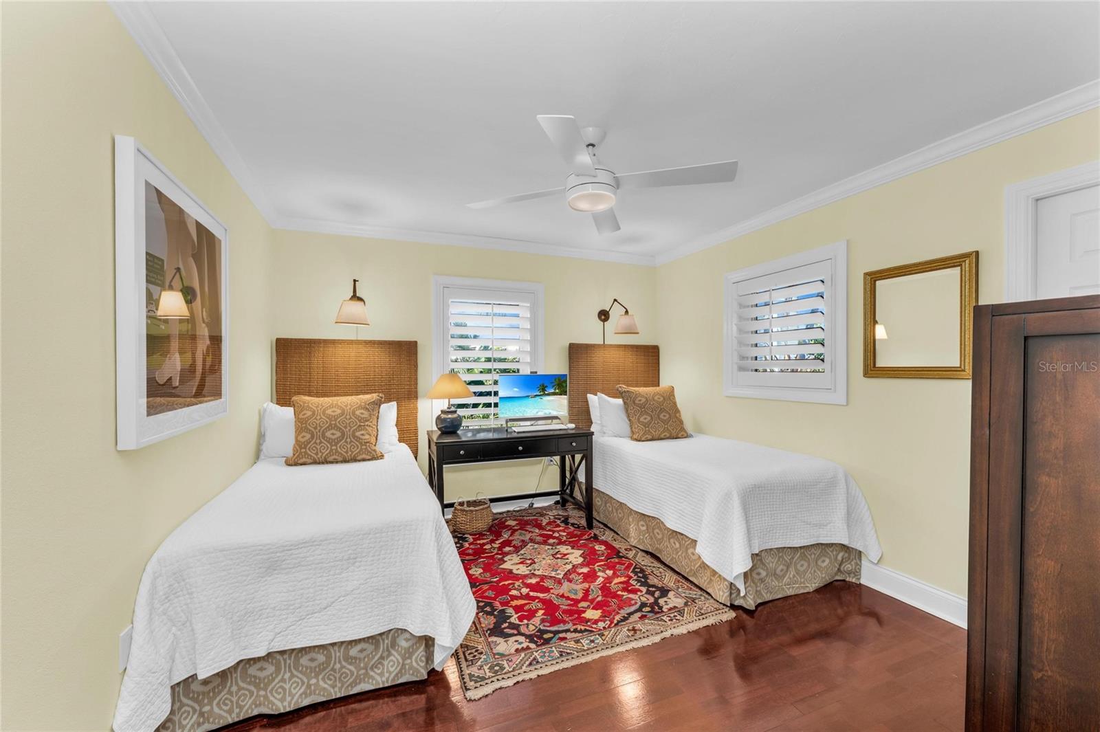 Image 42 of 78 For 520 Golf Links Lane