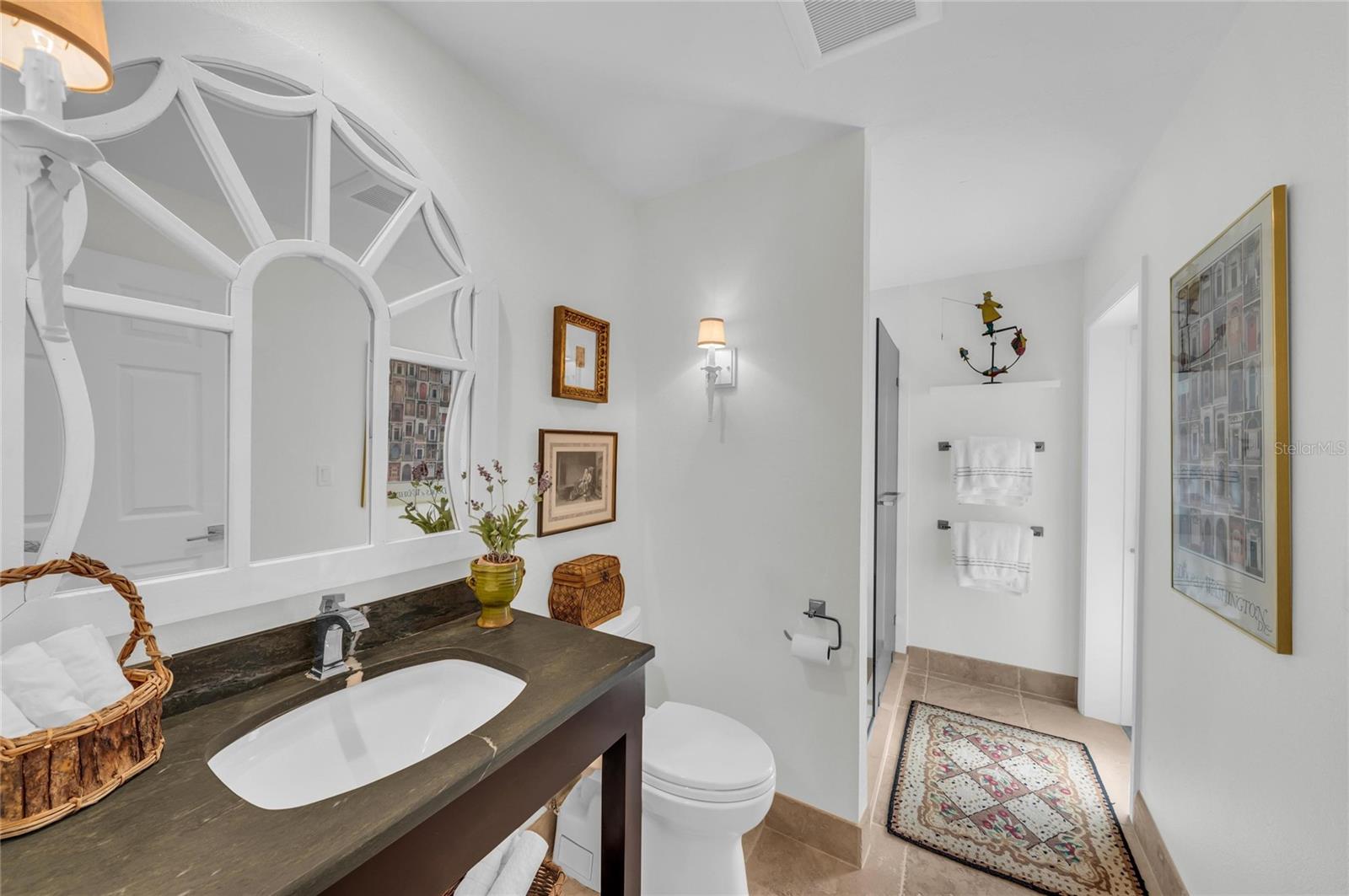 Image 44 of 78 For 520 Golf Links Lane