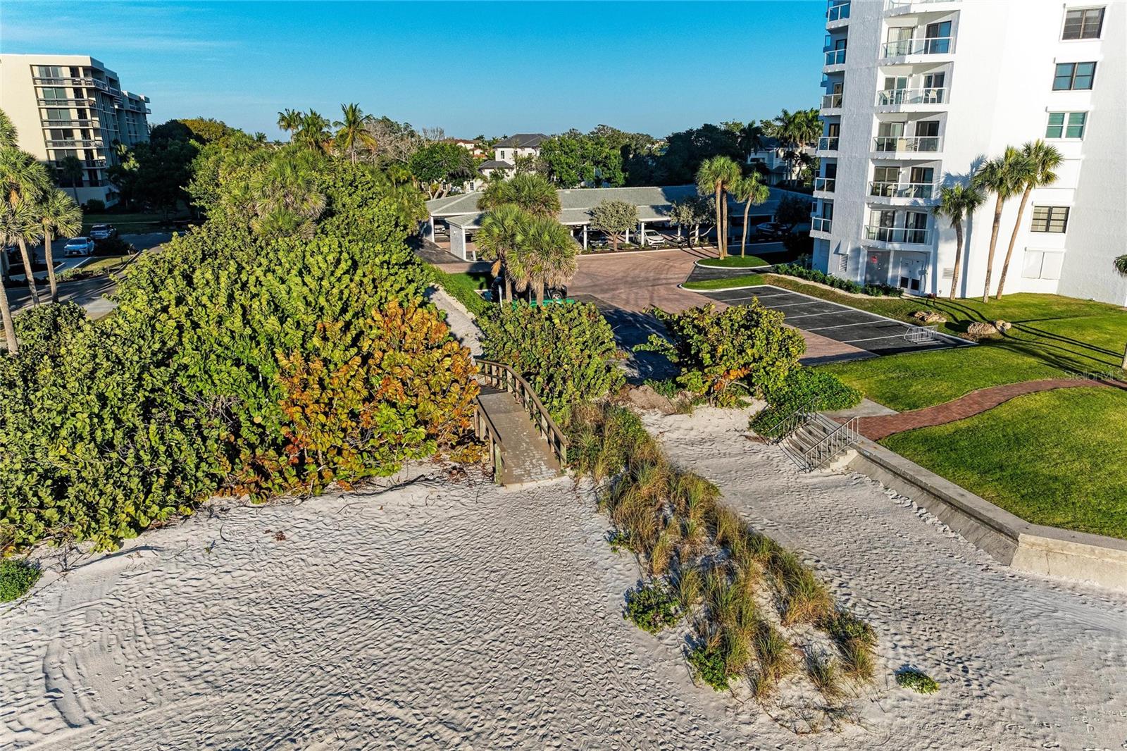 Image 71 of 78 For 520 Golf Links Lane