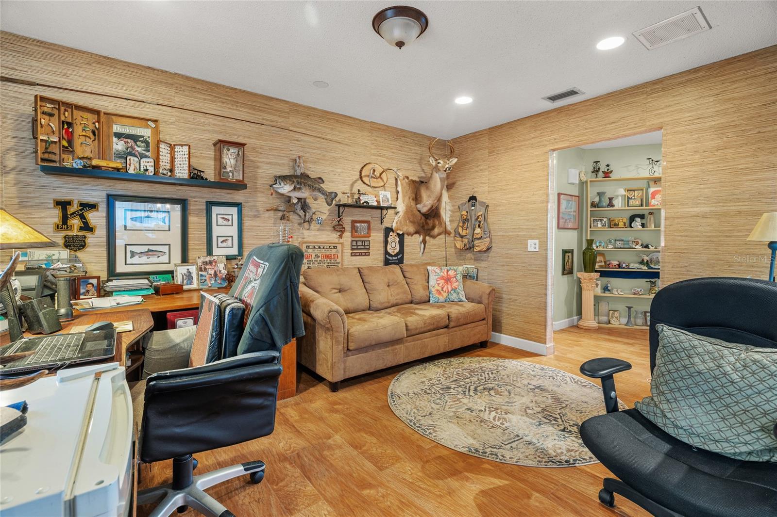 Image 13 of 54 For 3601 18th Avenue W