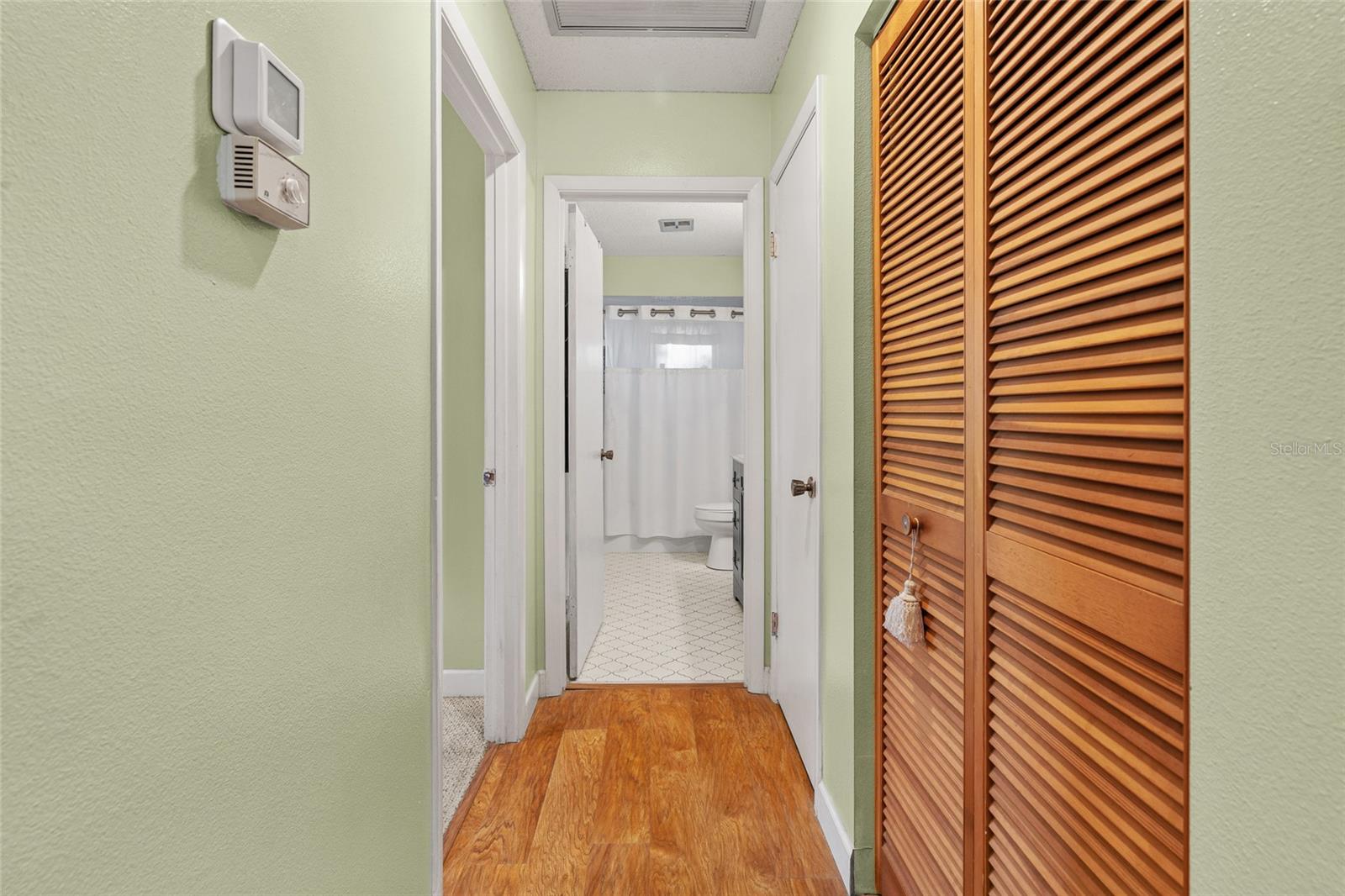 Image 14 of 54 For 3601 18th Avenue W