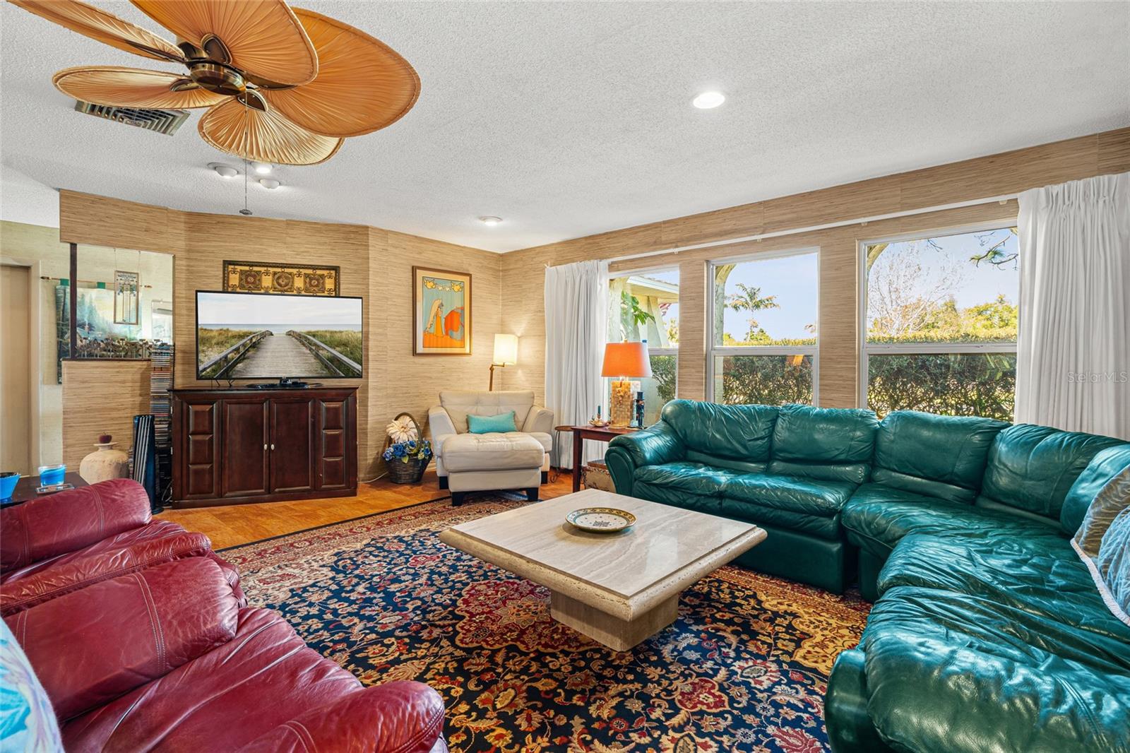 Image 35 of 54 For 3601 18th Avenue W