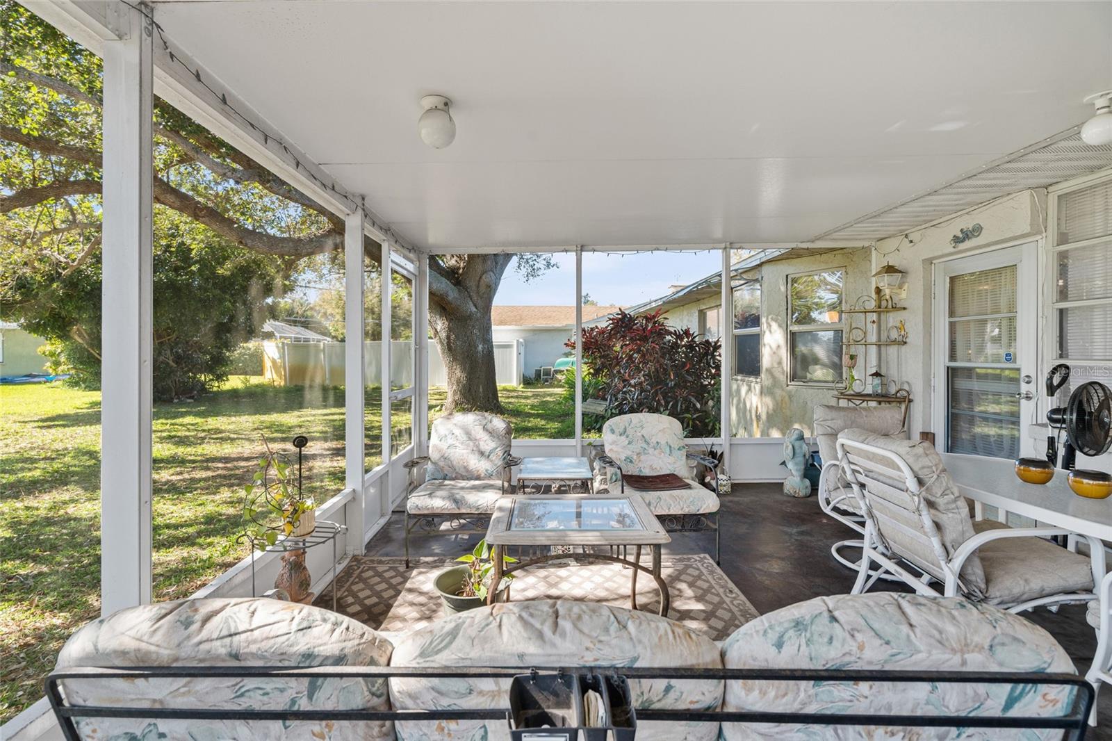 Image 46 of 54 For 3601 18th Avenue W