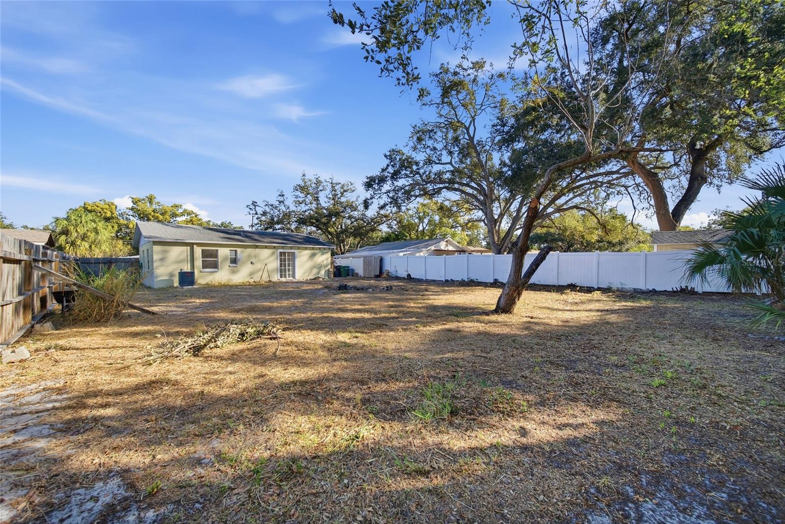 Image 17 of 25 For 3312 Ballast Point Boulevard