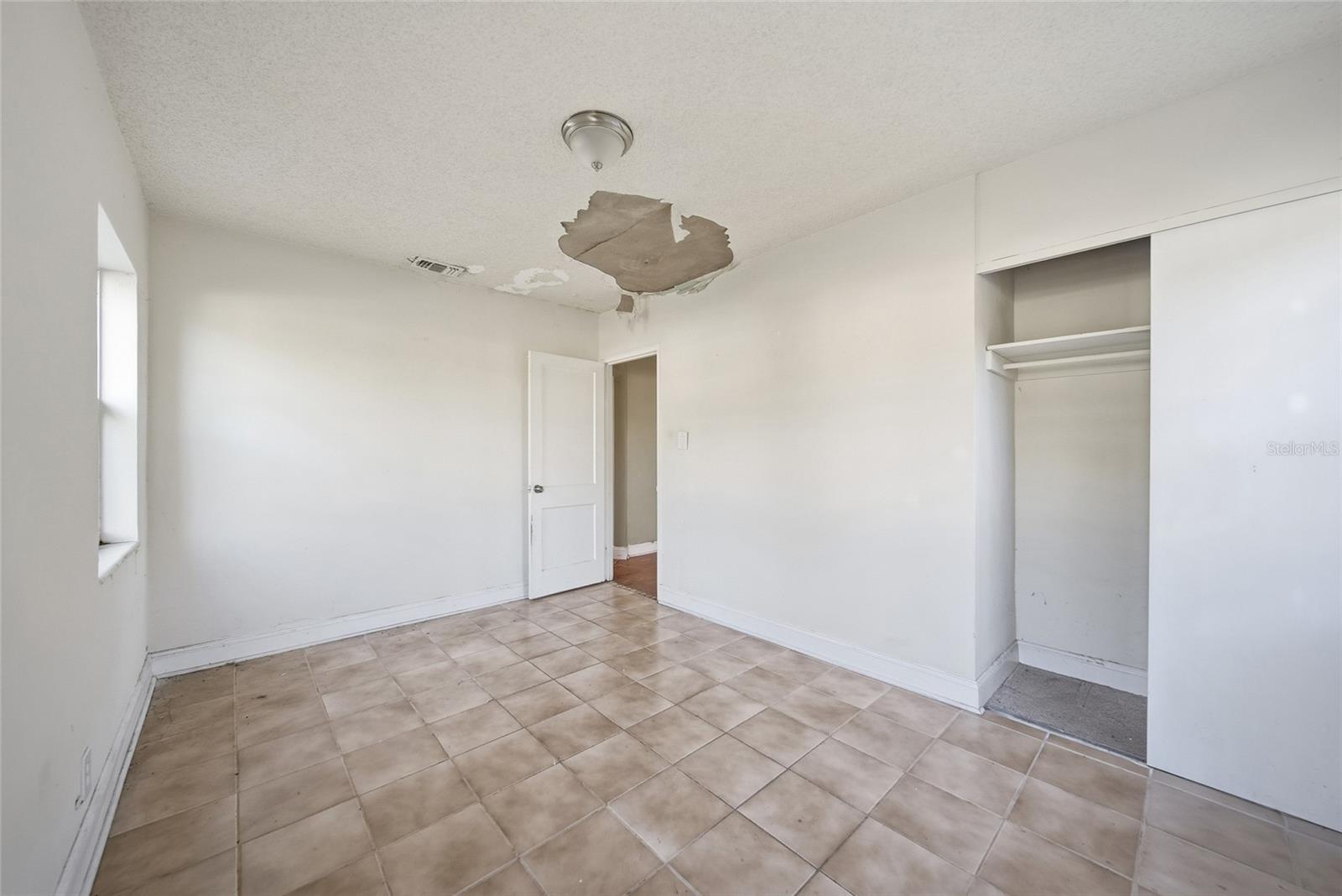 Image 8 of 25 For 3312 Ballast Point Boulevard