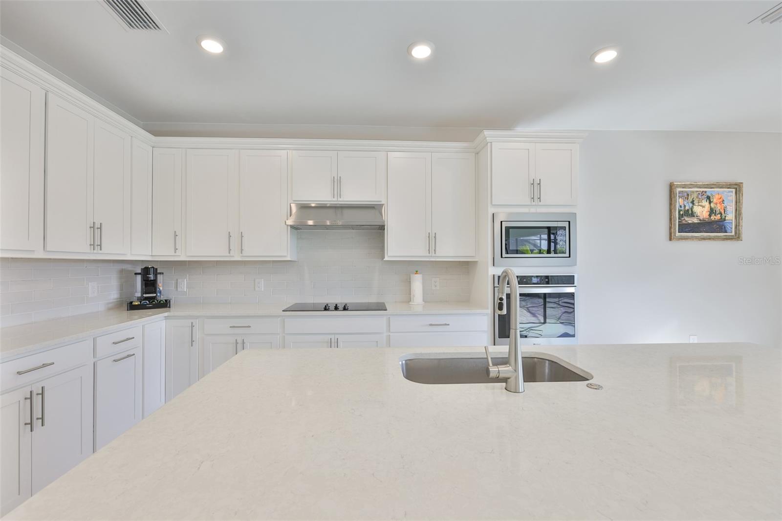 Image 14 of 56 For 16320 Hidden Oak Loop