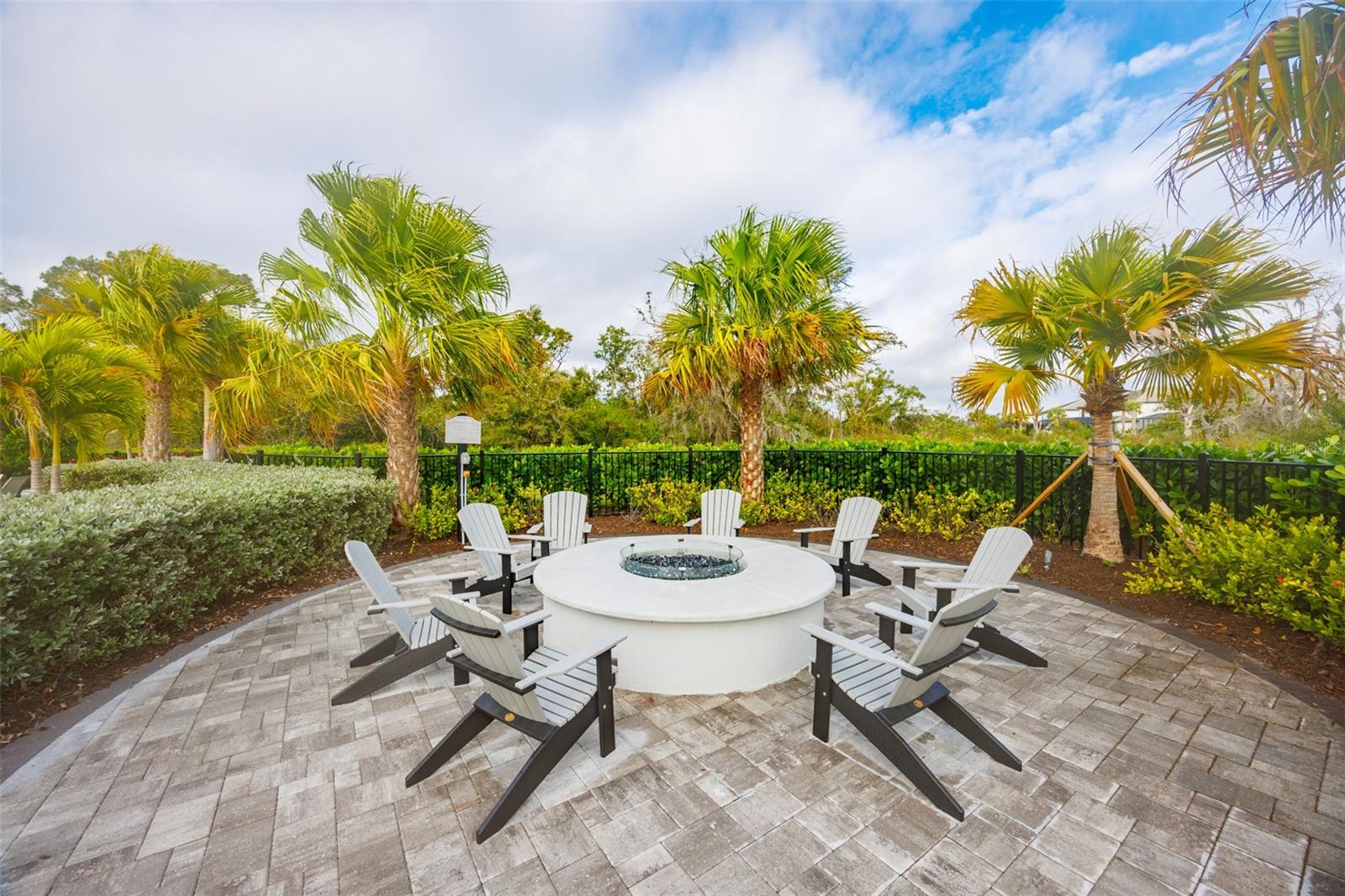 Image 53 of 56 For 16320 Hidden Oak Loop