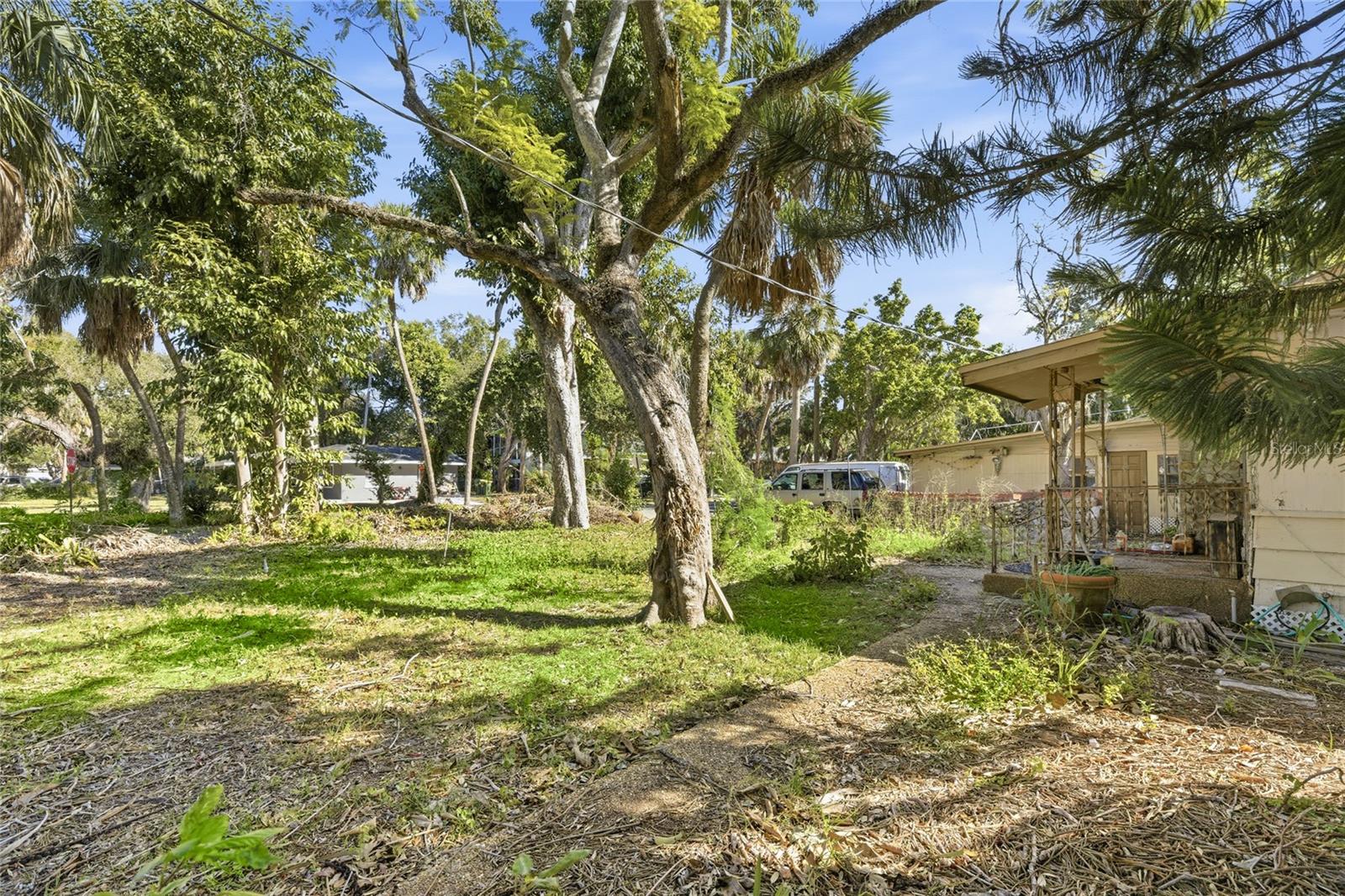 Image 12 of 13 For 2336 Cocoanut Avenue