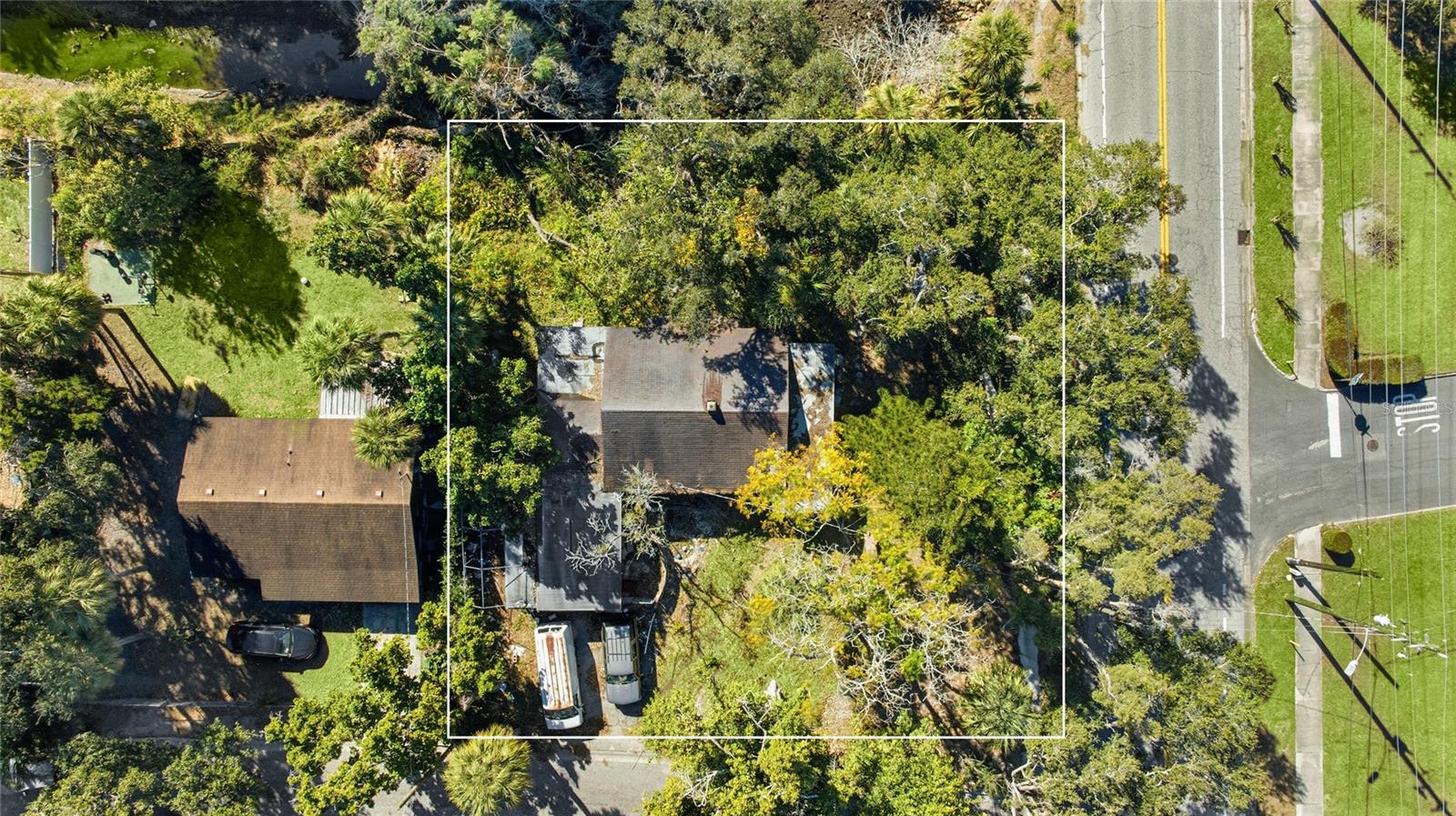 Image 3 of 13 For 2336 Cocoanut Avenue