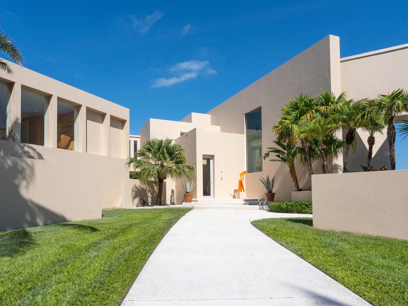 Image 17 of 83 For 6610 Gulf Of Mexico Drive