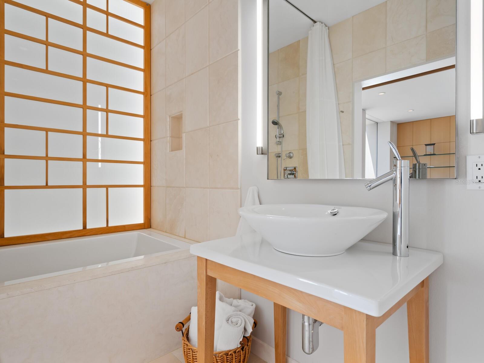 Image 43 of 83 For 6610 Gulf Of Mexico Drive