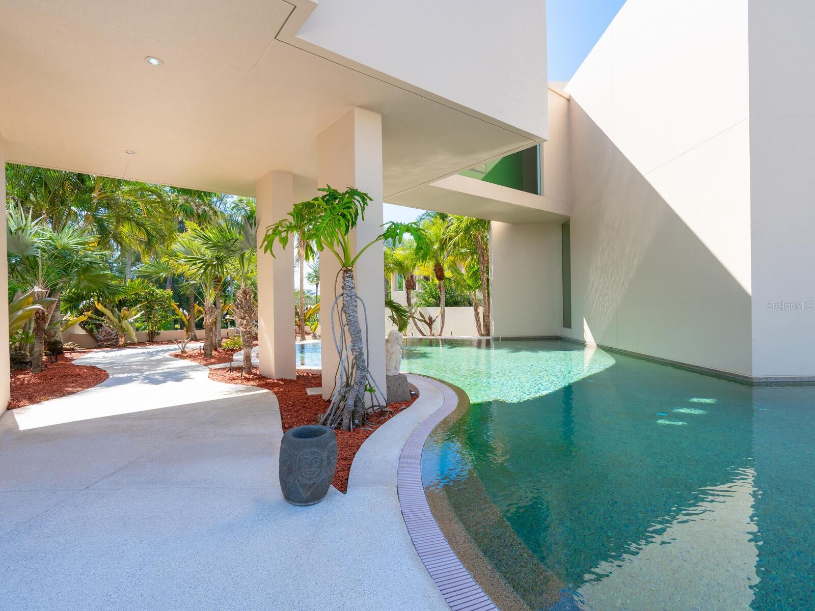 Image 49 of 83 For 6610 Gulf Of Mexico Drive