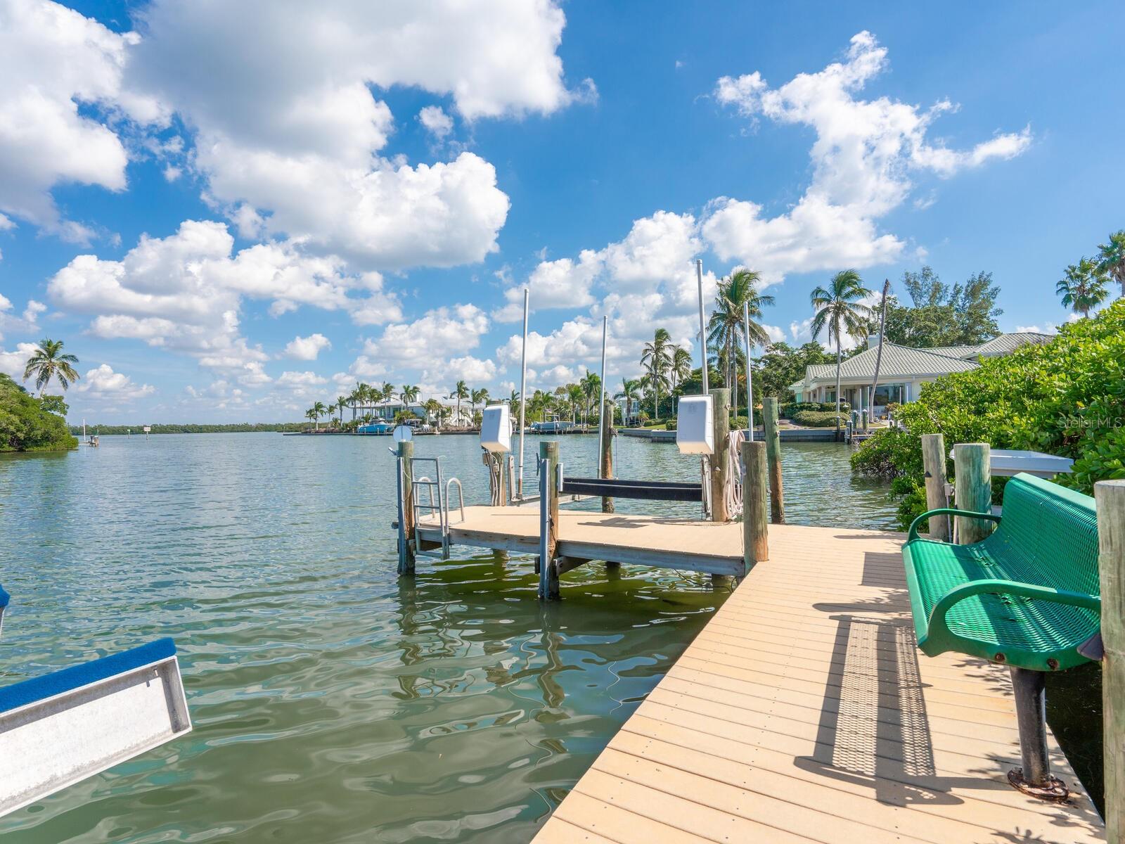 Image 57 of 83 For 6610 Gulf Of Mexico Drive