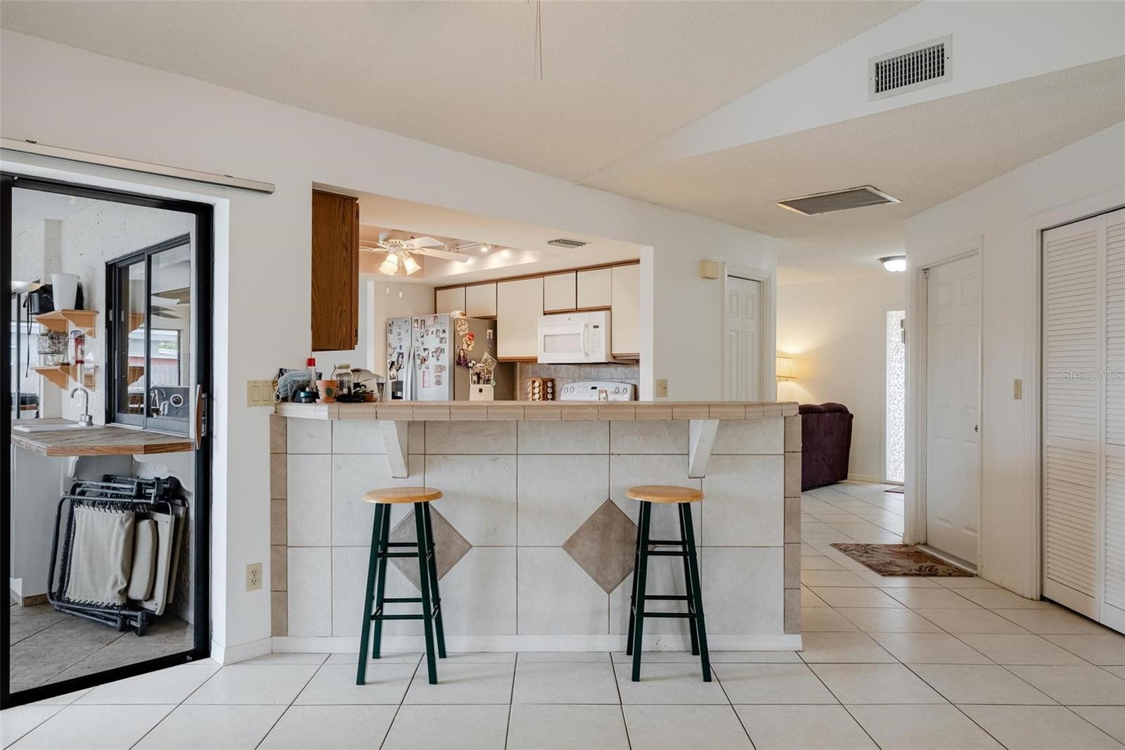 Image 17 of 50 For 1719 Bluewater Terrace