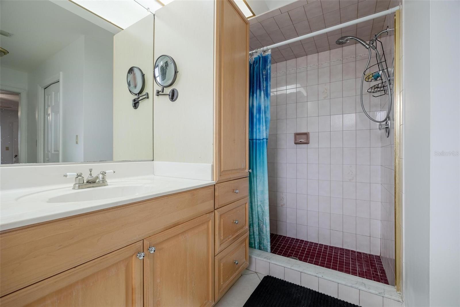 Image 31 of 50 For 1719 Bluewater Terrace