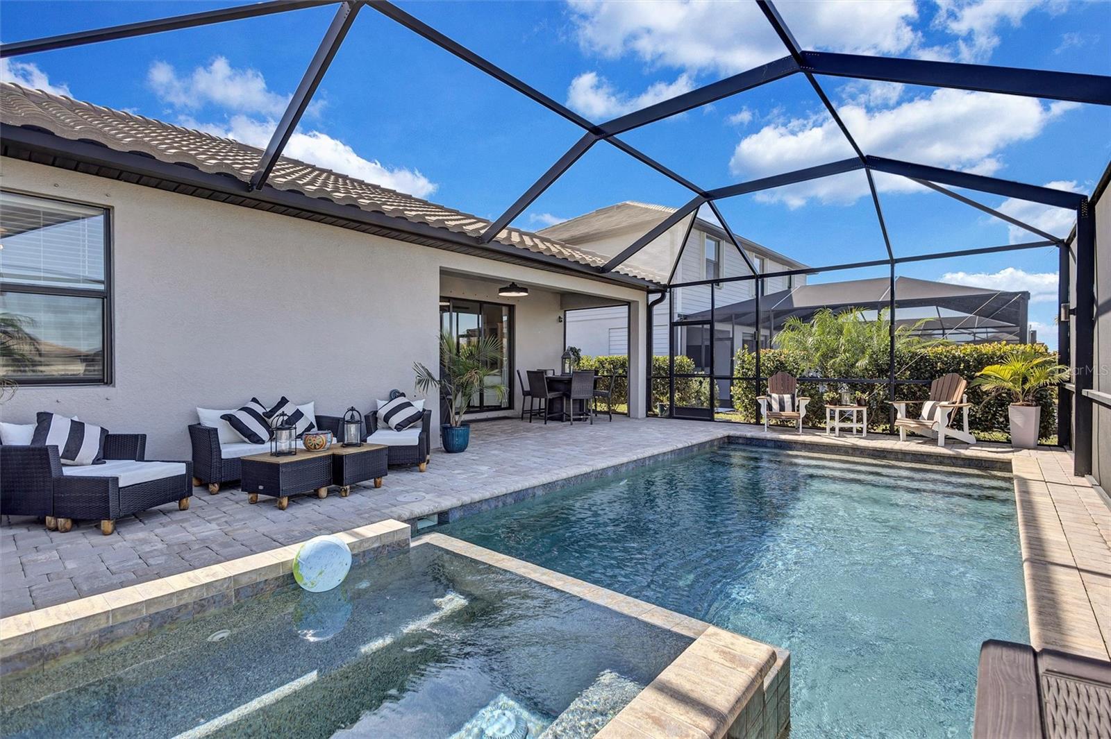 Image 33 of 46 For 15531 Islandwalk Avenue