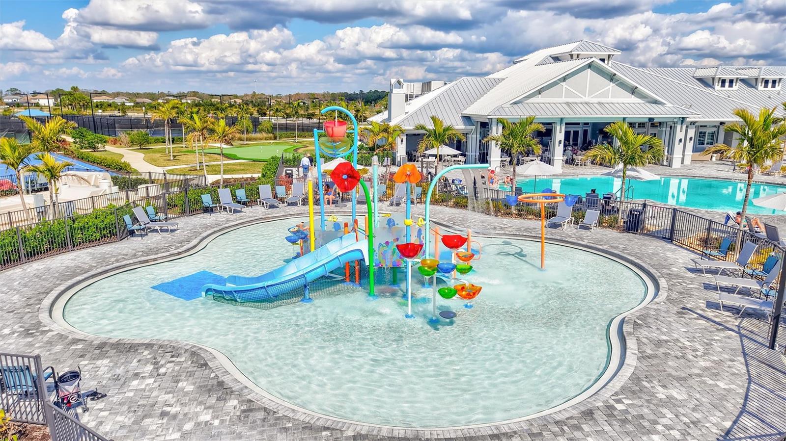 Image 40 of 46 For 15531 Islandwalk Avenue