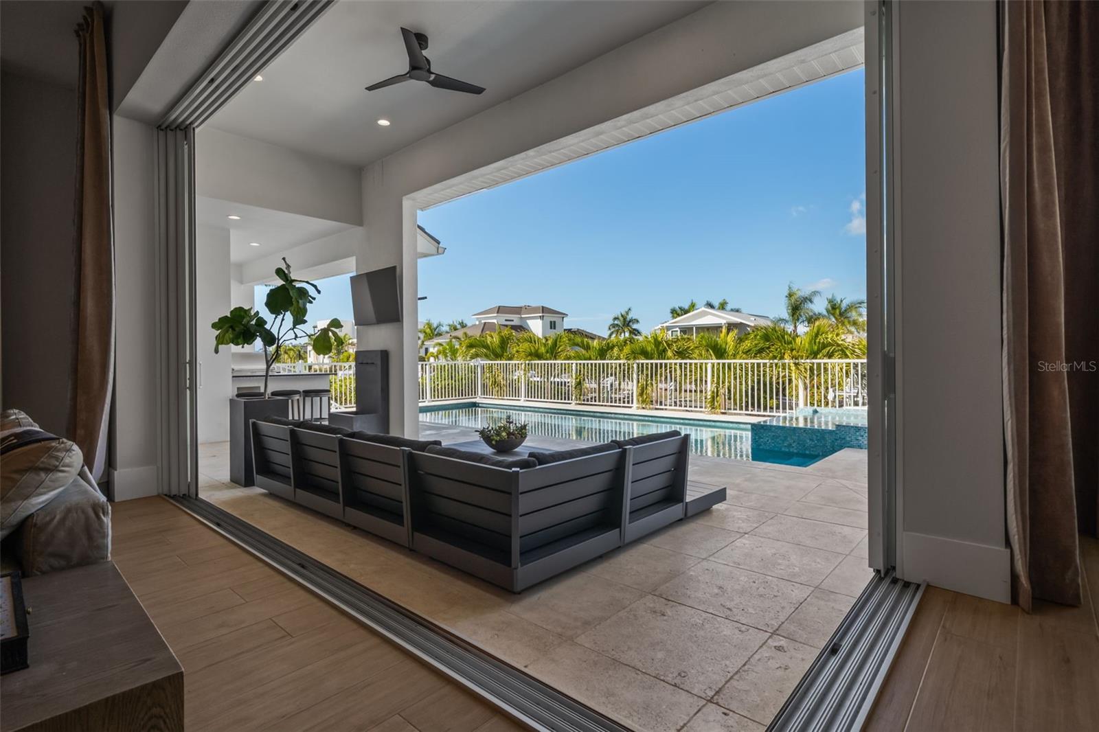 Image 27 of 81 For 1643 Stanford Lane