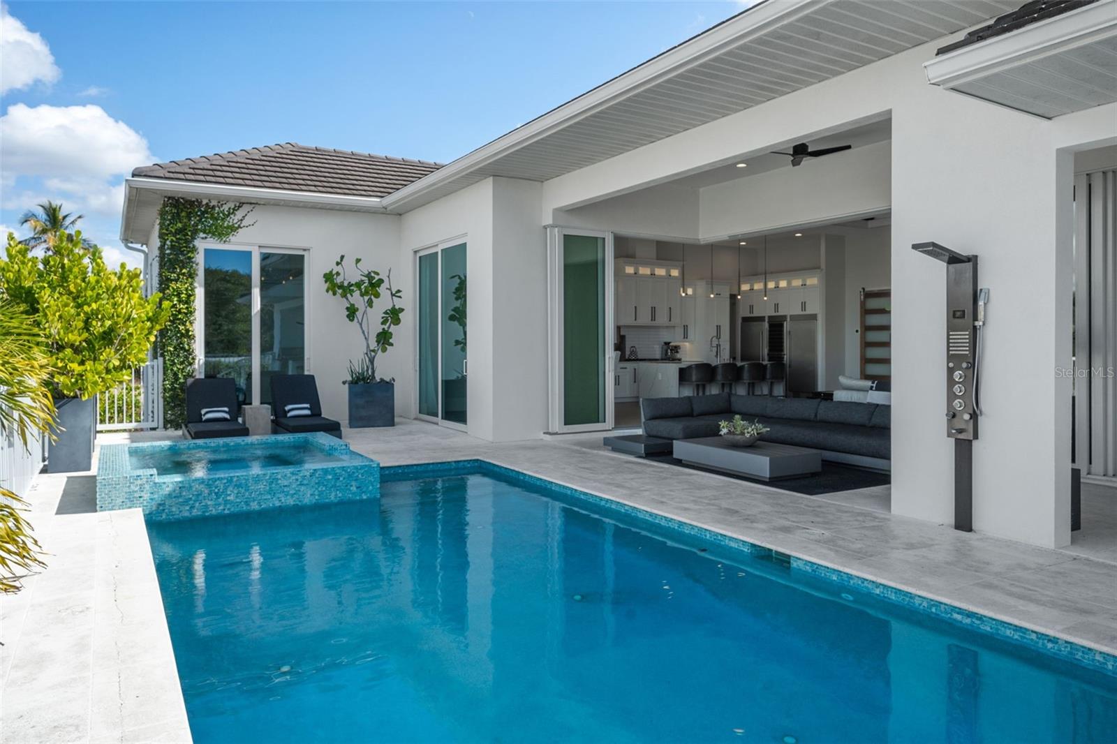 Image 34 of 81 For 1643 Stanford Lane