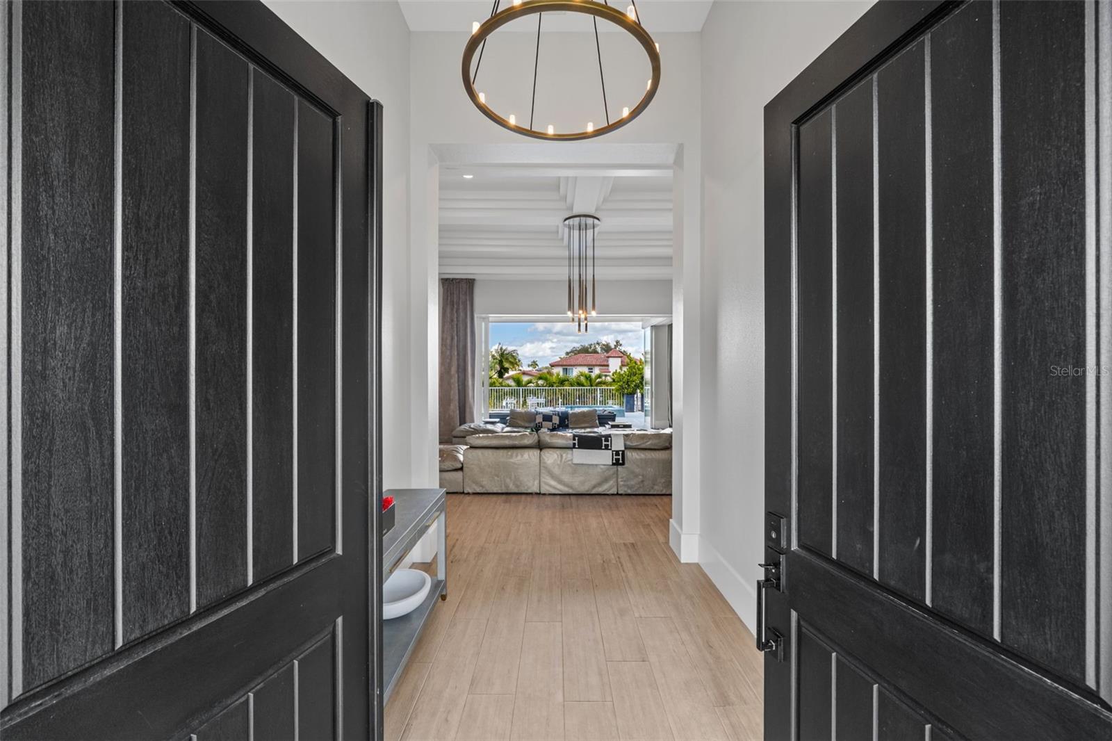 Image 8 of 81 For 1643 Stanford Lane