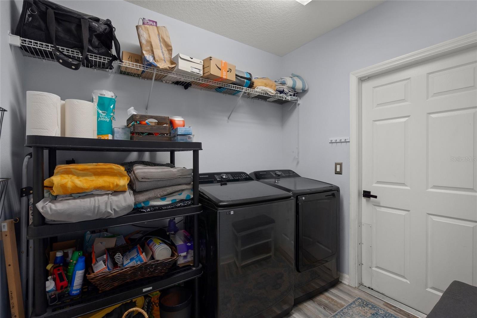 Image 33 of 40 For 6723 Tailfeather Way