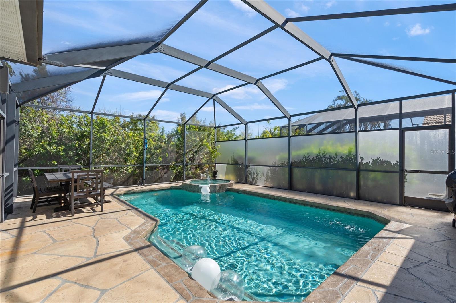 Image 35 of 40 For 6723 Tailfeather Way