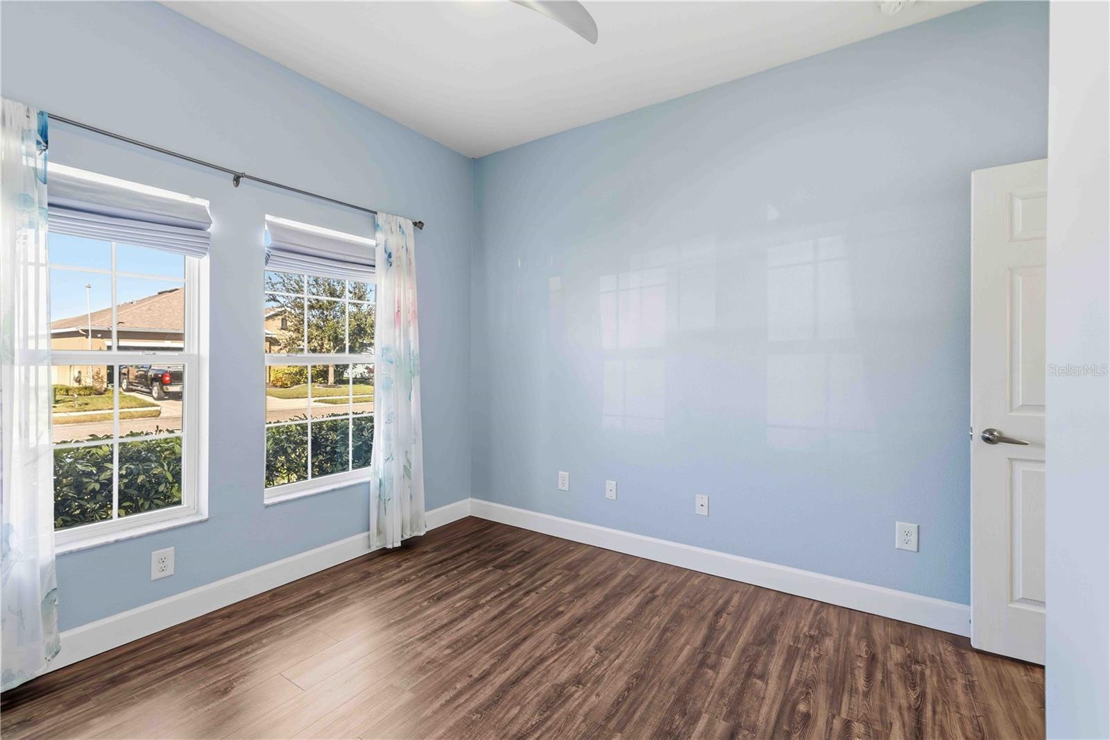 Image 23 of 27 For 10837 79th Street E