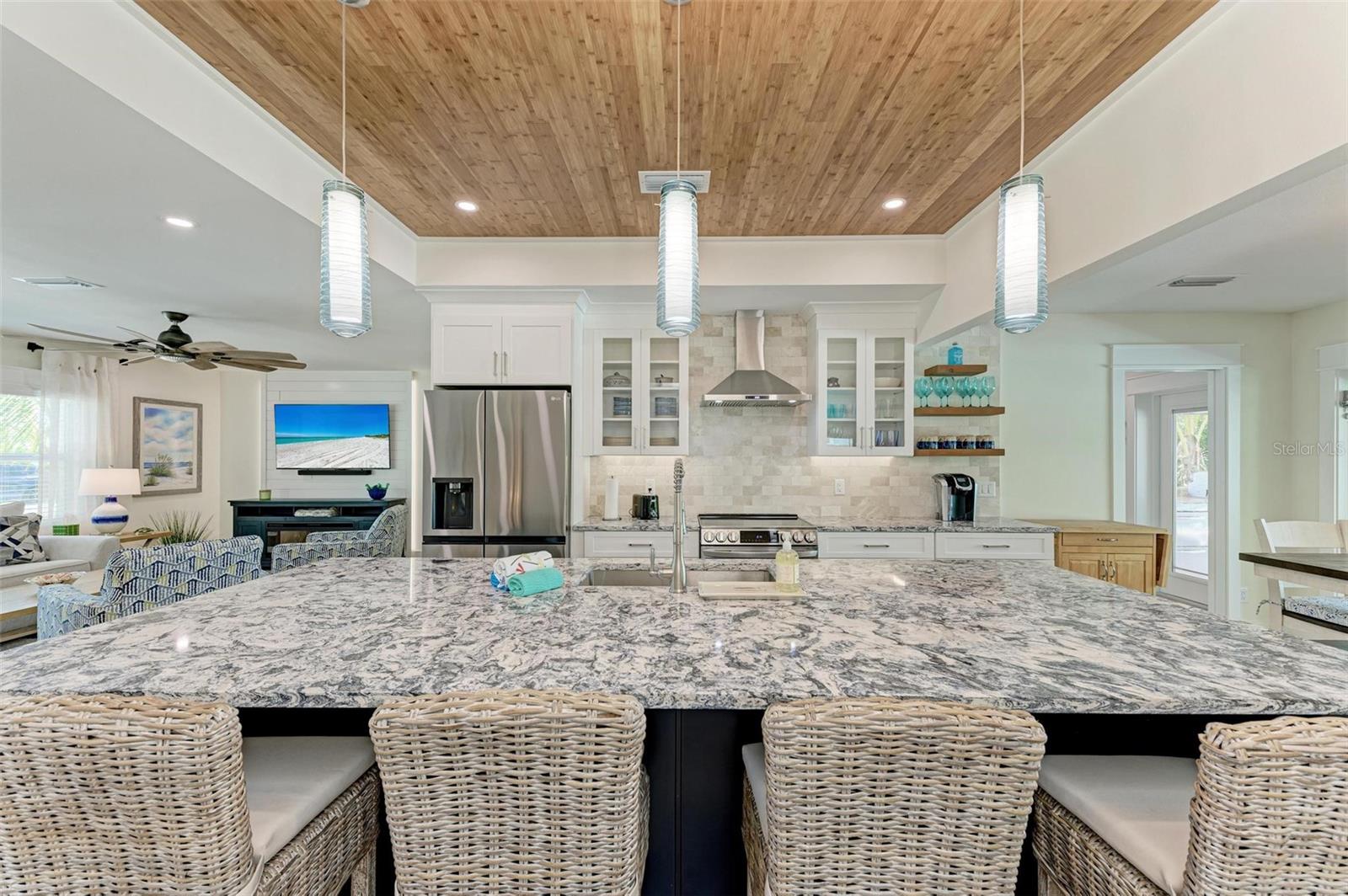 Image 27 of 60 For 504 Bayview Drive