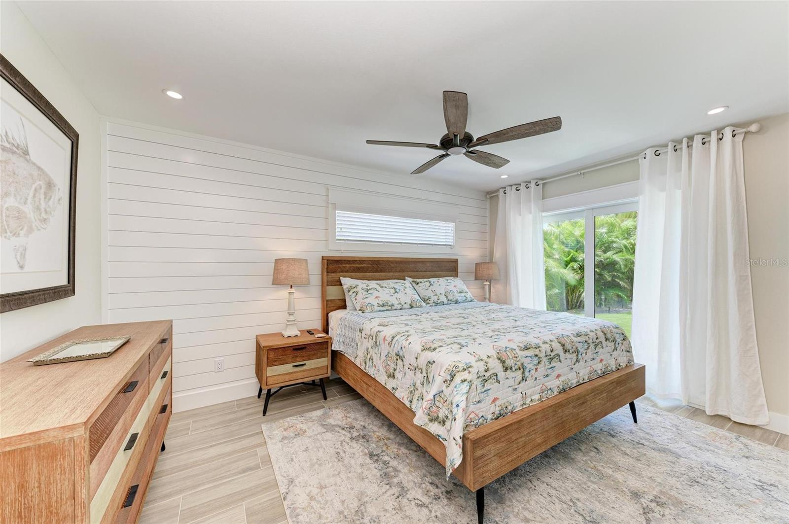 Image 33 of 60 For 504 Bayview Drive