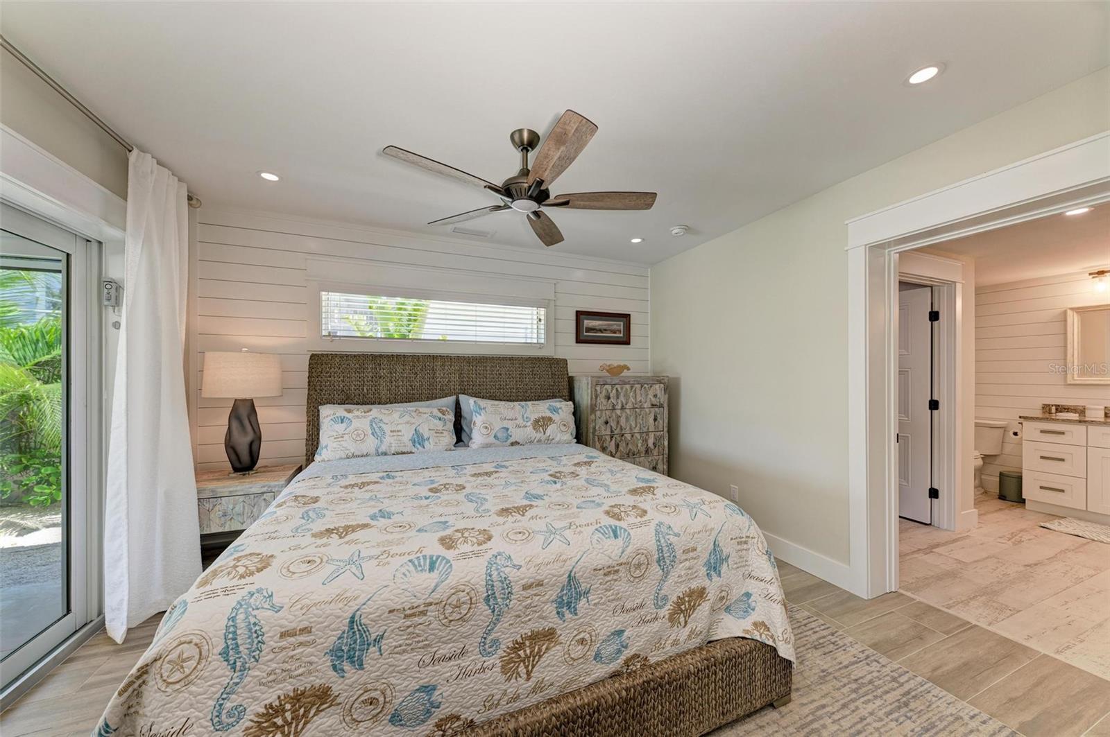 Image 40 of 60 For 504 Bayview Drive