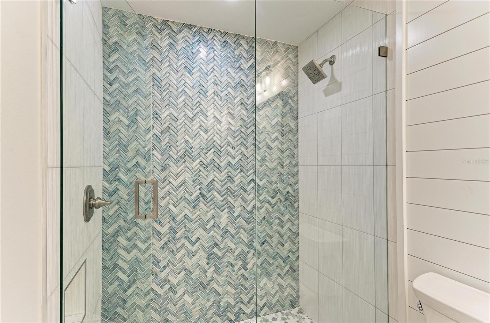 Image 44 of 60 For 504 Bayview Drive