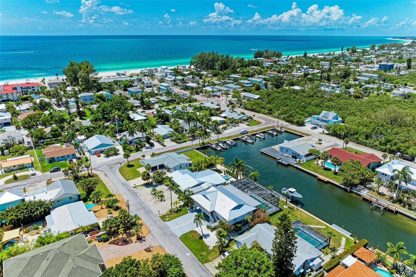 Image 8 of 60 For 504 Bayview Drive