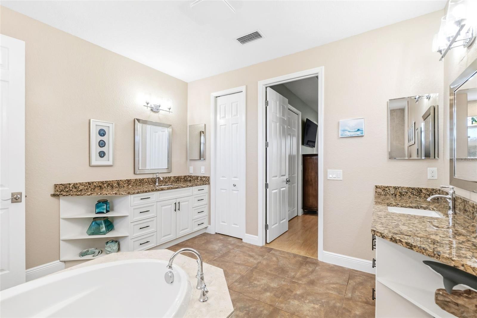 Image 34 of 64 For 7020 Scrub Jay Drive