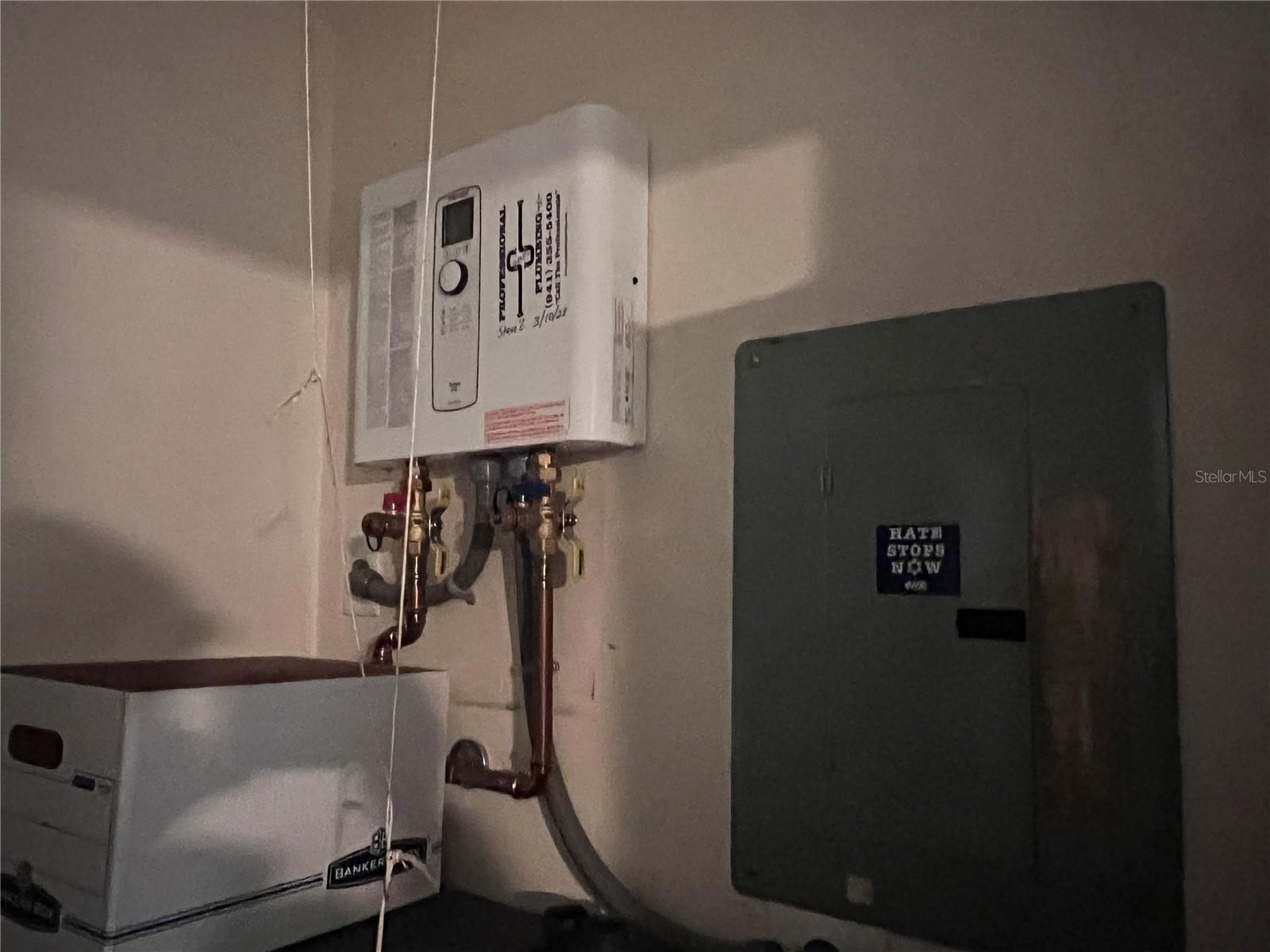 Image 12 of 38 For 5221 Lake Village Drive 24