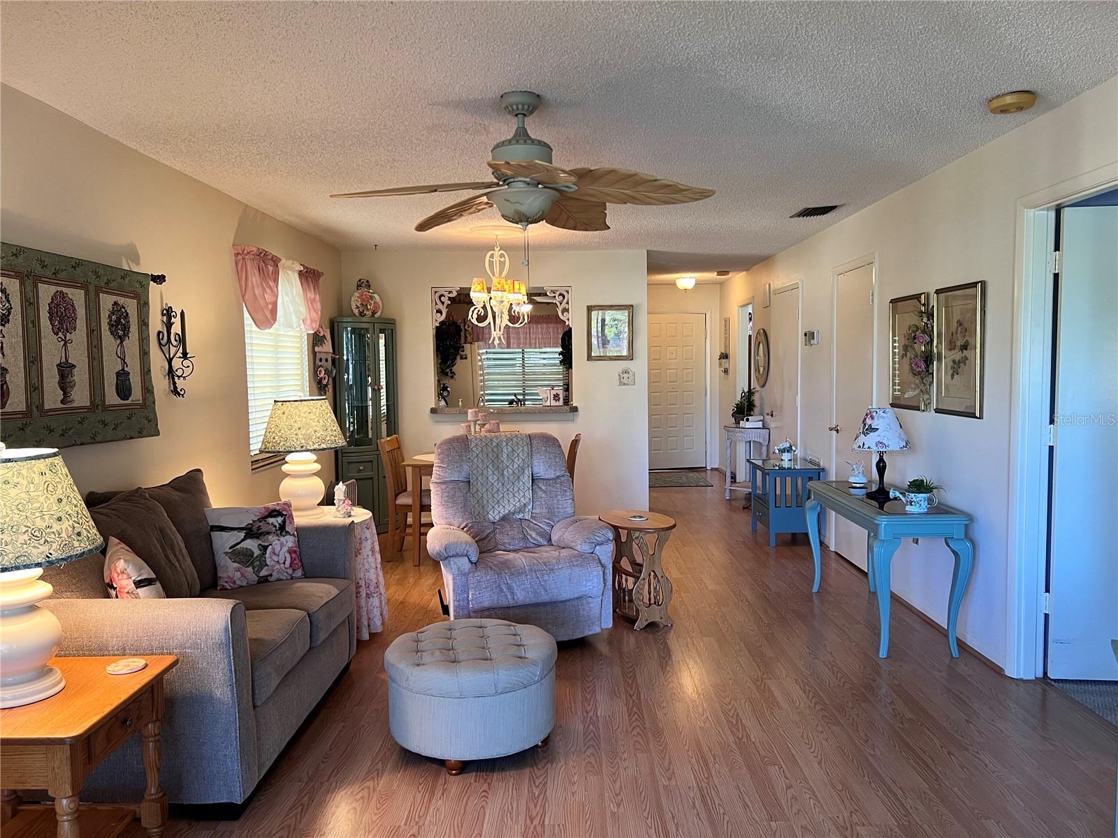 Image 14 of 38 For 5221 Lake Village Drive 24