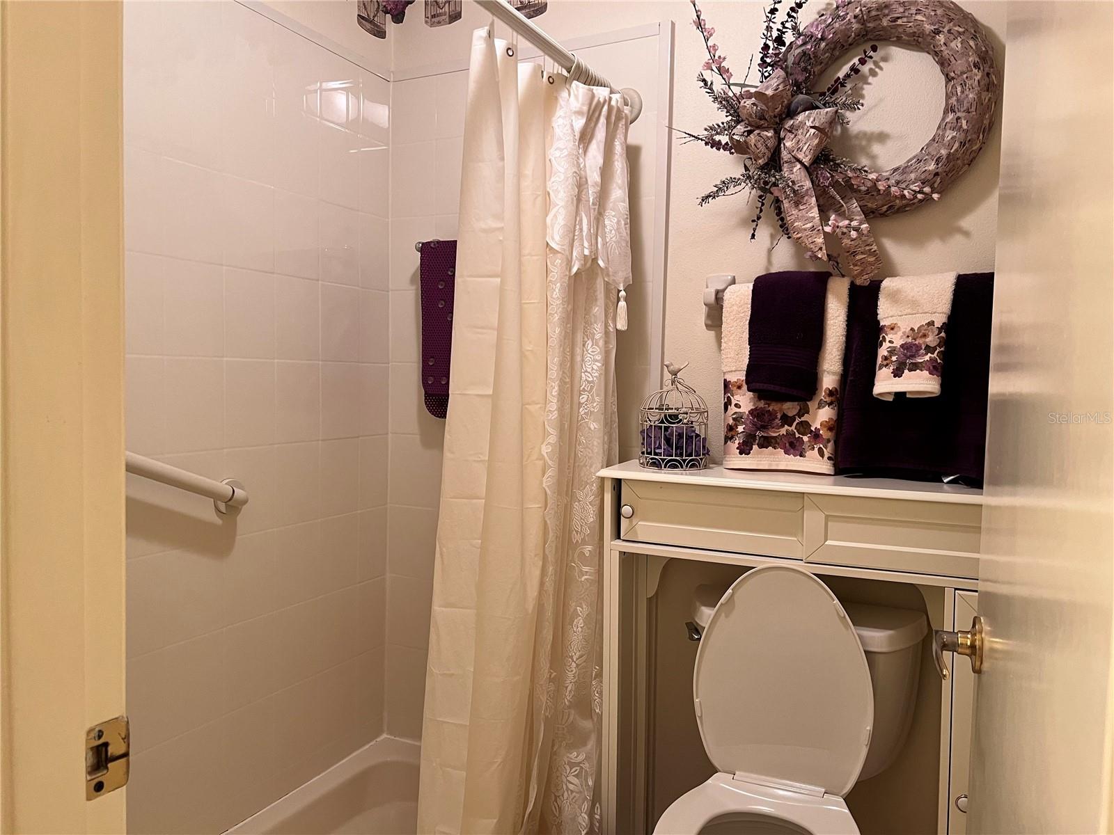 Image 32 of 38 For 5221 Lake Village Drive 24