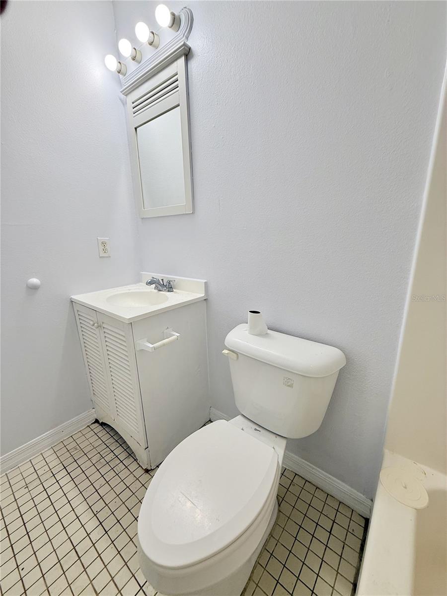 Image 12 of 18 For 1427 45th Avenue Circle W