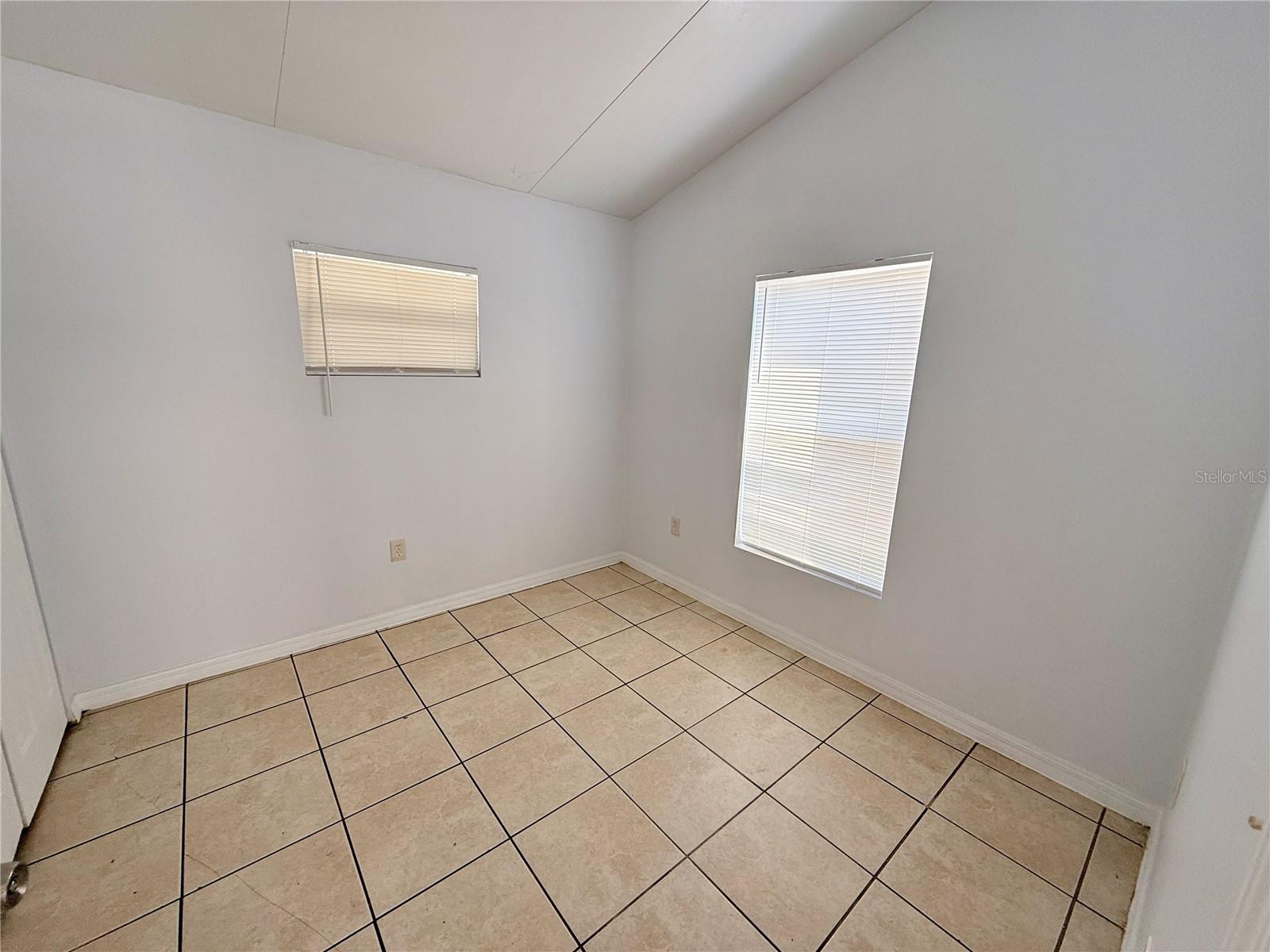 Image 13 of 18 For 1427 45th Avenue Circle W